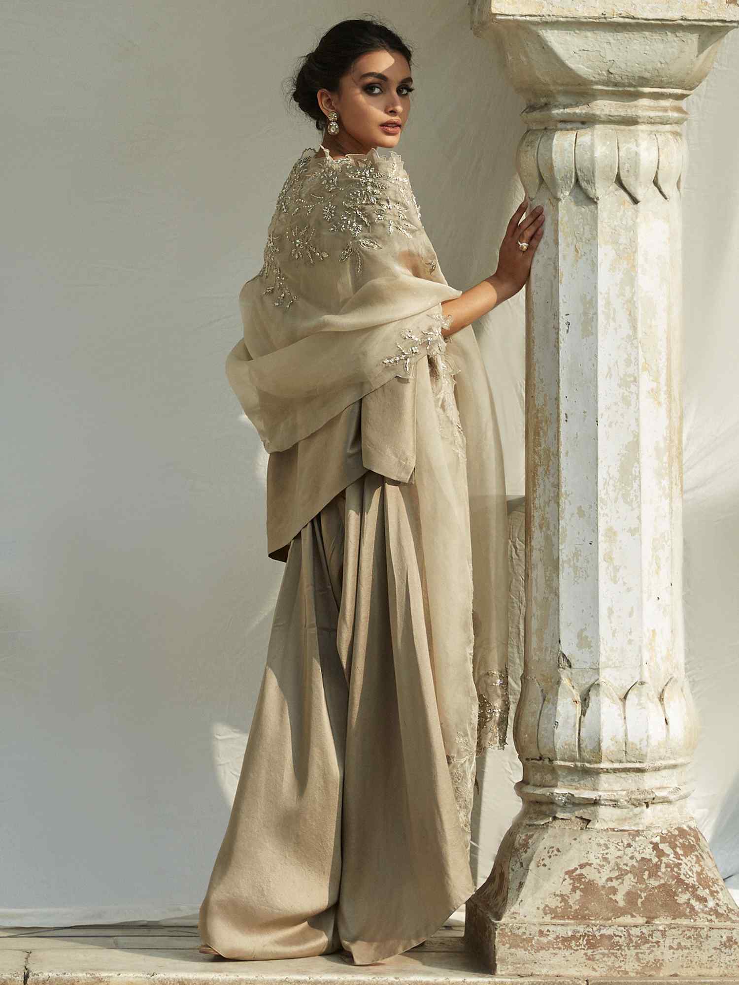 Pakistani Grey Zardozi Raw Silk Salwar Kameez (3-Piece) - Image 3