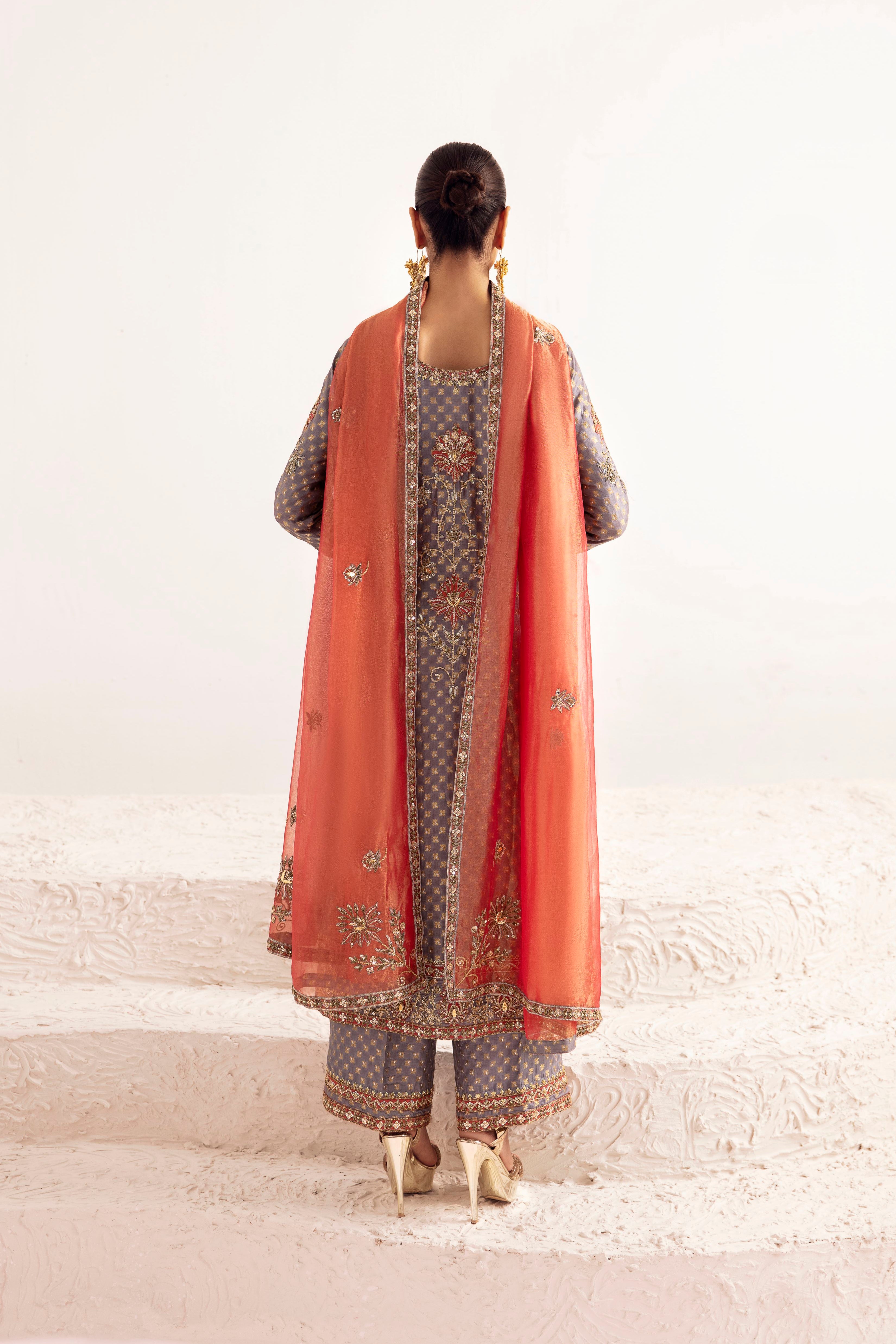 Pakistani Porpoise Grey Zardozi Silk Jamawar Salwar Kameez (3-Piece) - Image 4