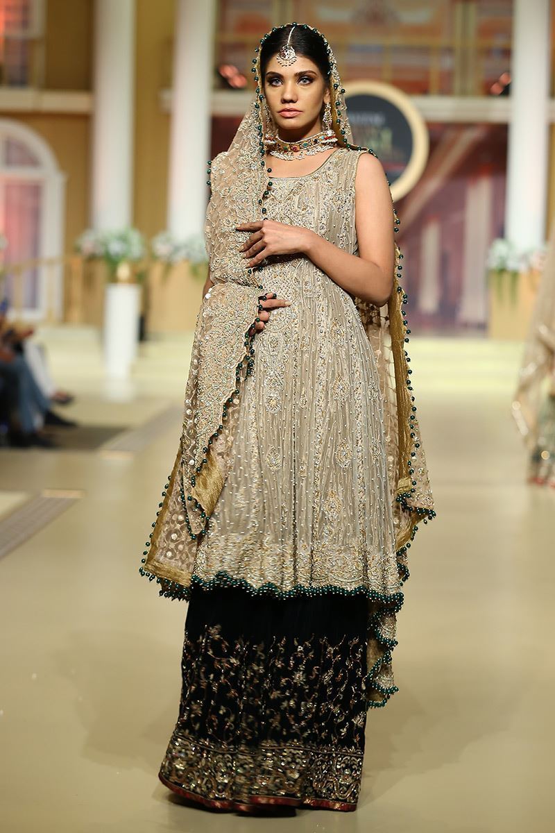 Pakistani Grey Embroidered Heavy Net Bridal Trail Gown (3-Piece) - Image 1