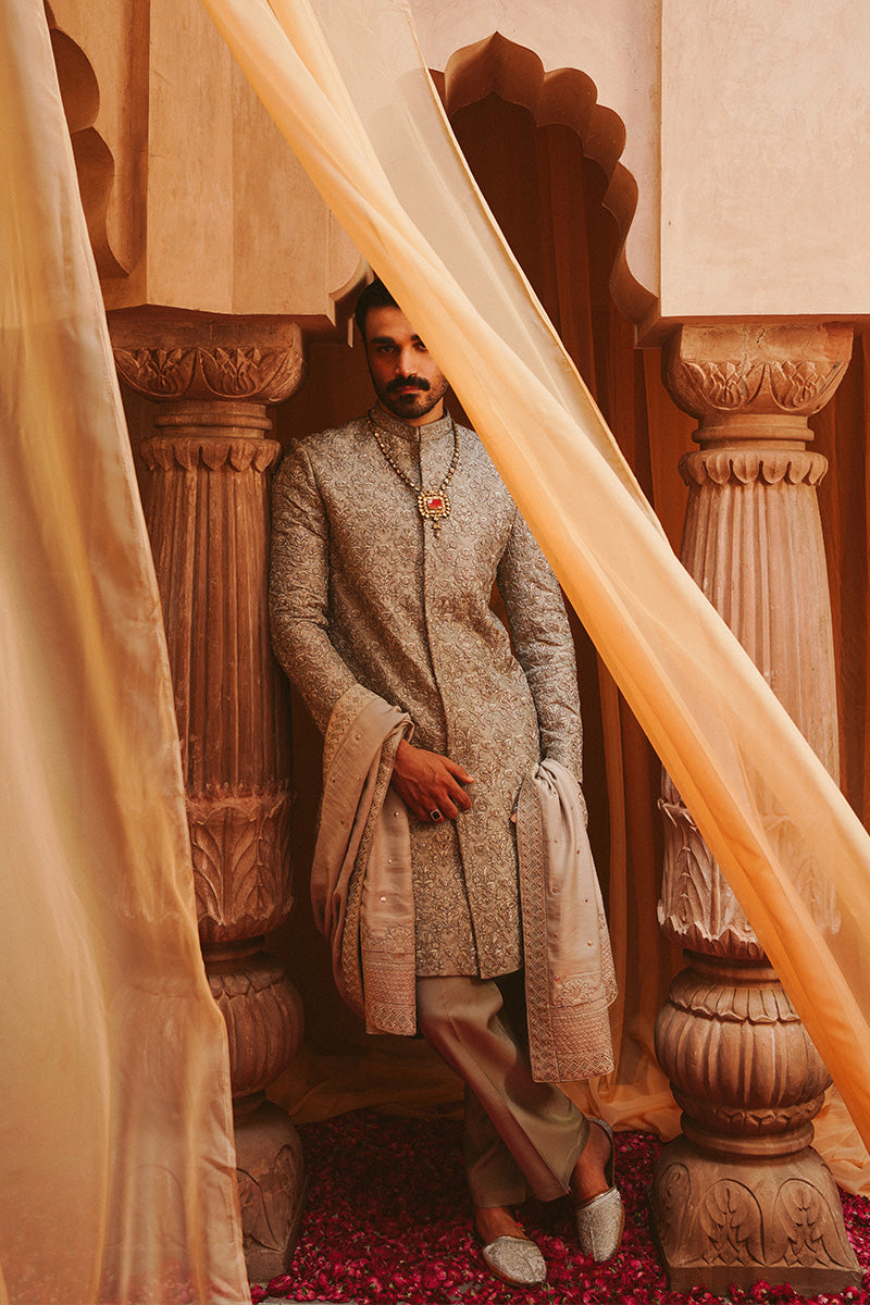 Grey Tilla & Resham Embroidered Jacquard Sherwani (3-Piece) - Image 4