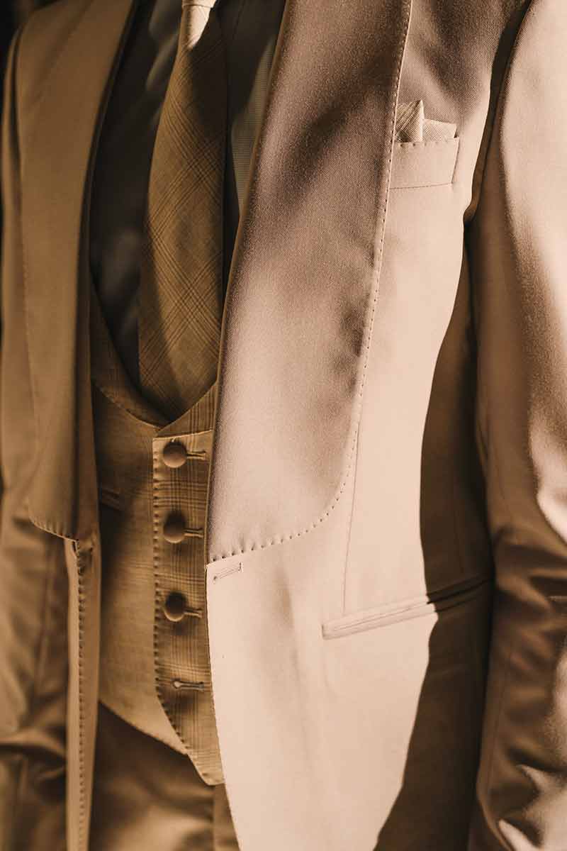 Light Grey Tailored Wool-Blend Groom Suit (3-Piece) - Image 3