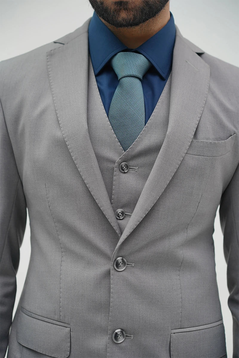 Light Grey Suiting Fabric Three-Piece Groom Suit (3-Piece) - Image 4