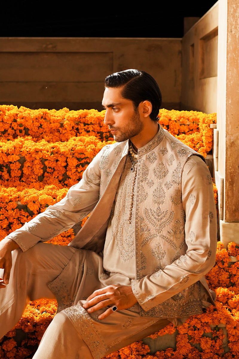 Ice Grey Embroidered Jacquard Waistcoat Kurta (3-Piece) - Image 4