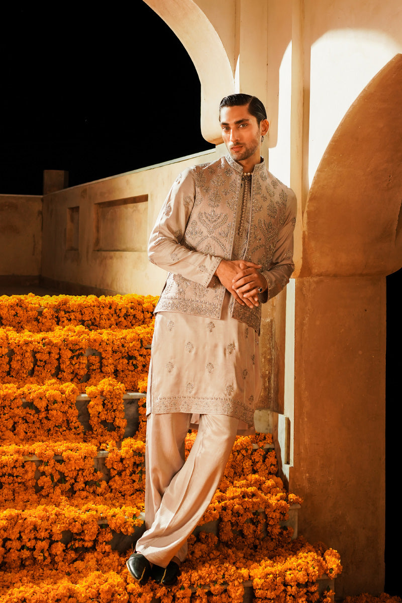 Ice Grey Embroidered Jacquard Waistcoat Kurta (3-Piece) - Image 2