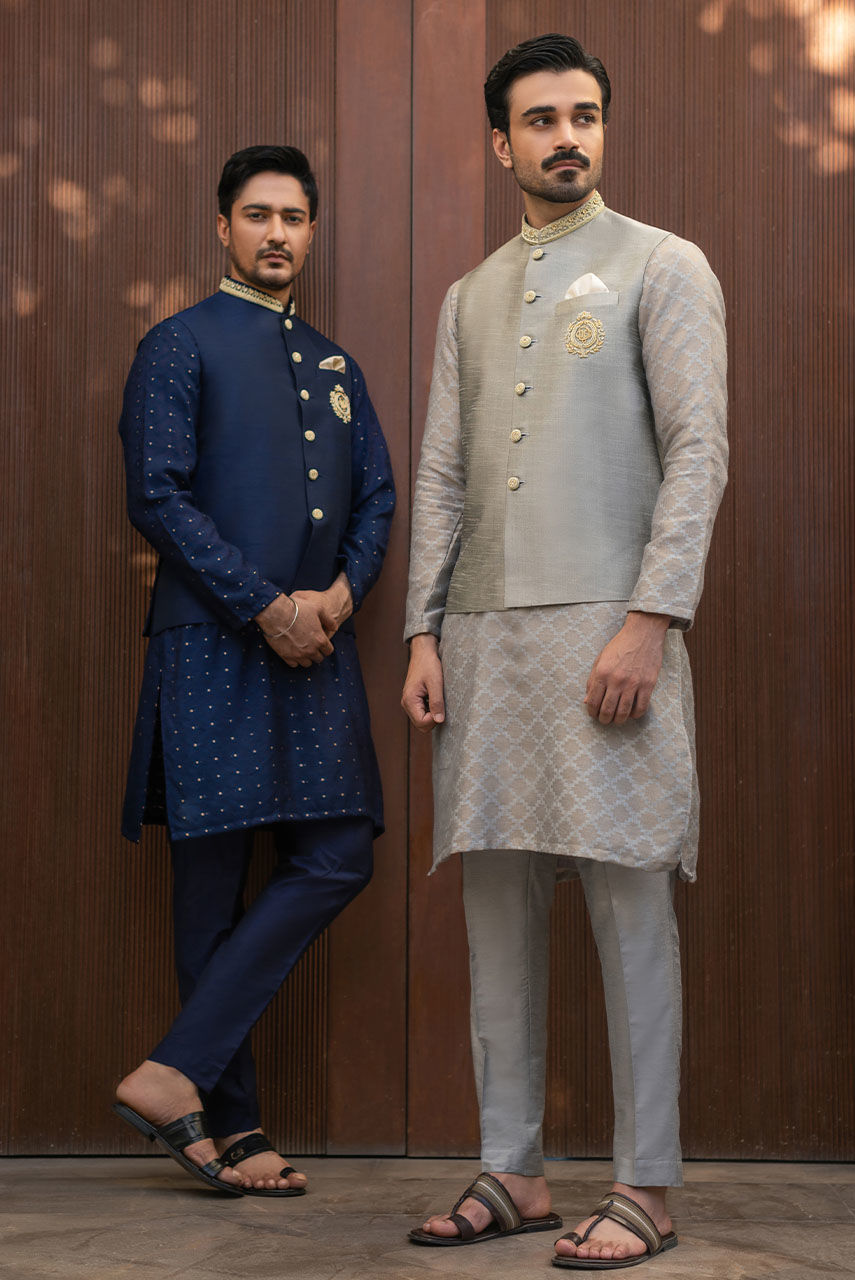 Grey Hand-Embroidered Raw Silk Waistcoat Kurta (3-Piece) - Image 5