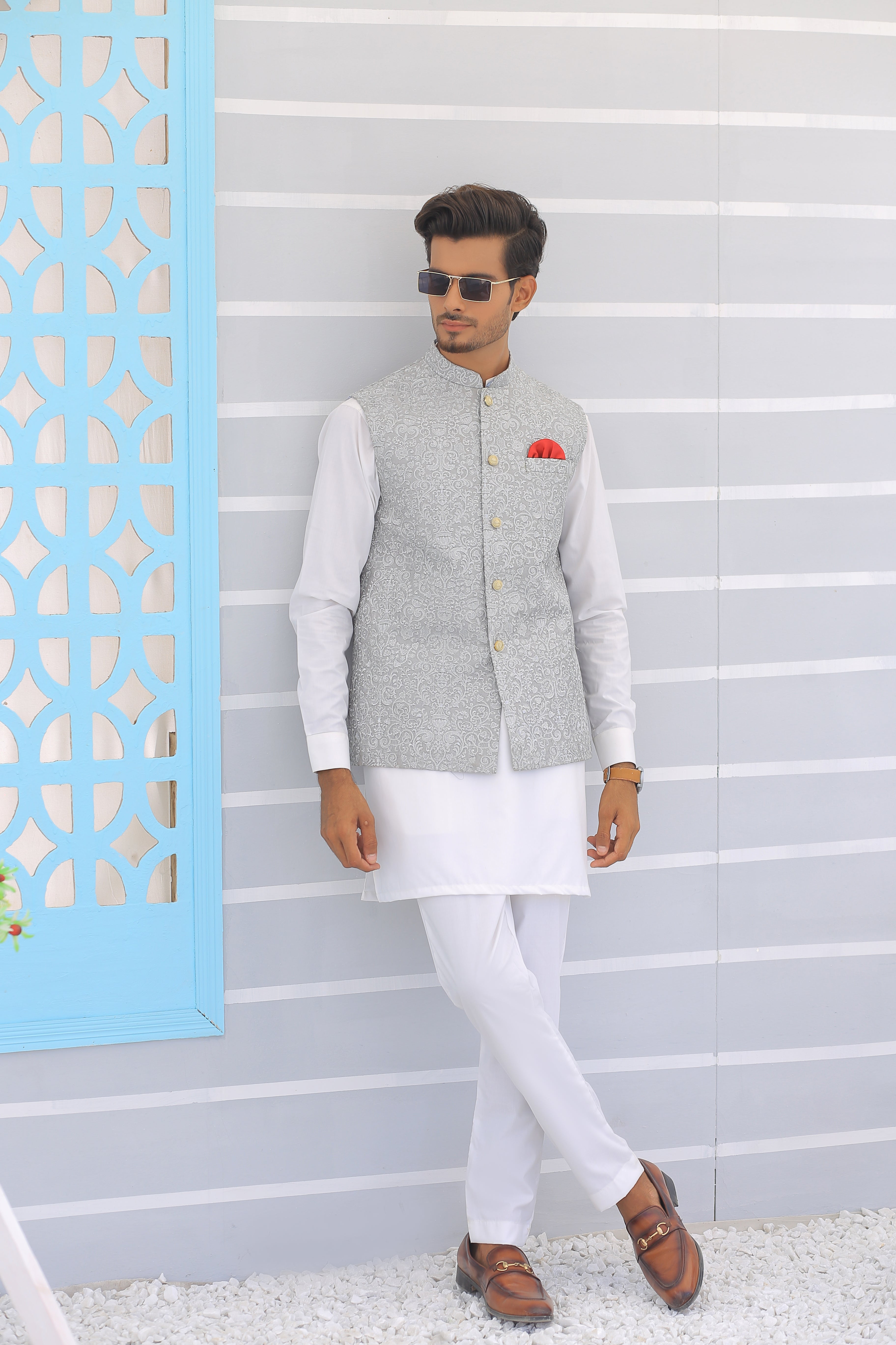 Grey-Silver Embroidered Silk-Blend Waistcoat (3-Piece) - Image 1