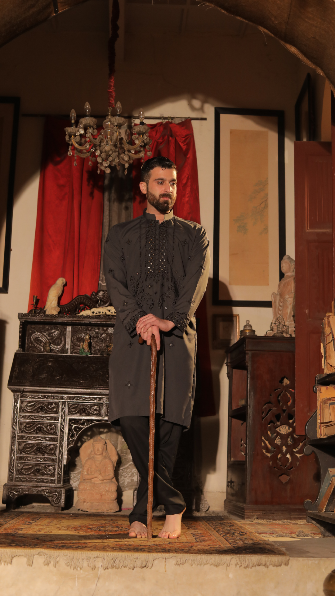 Charcoal Grey Mirror Work Silk-Blend Kurta Pajama (2-Piece) - Image 3