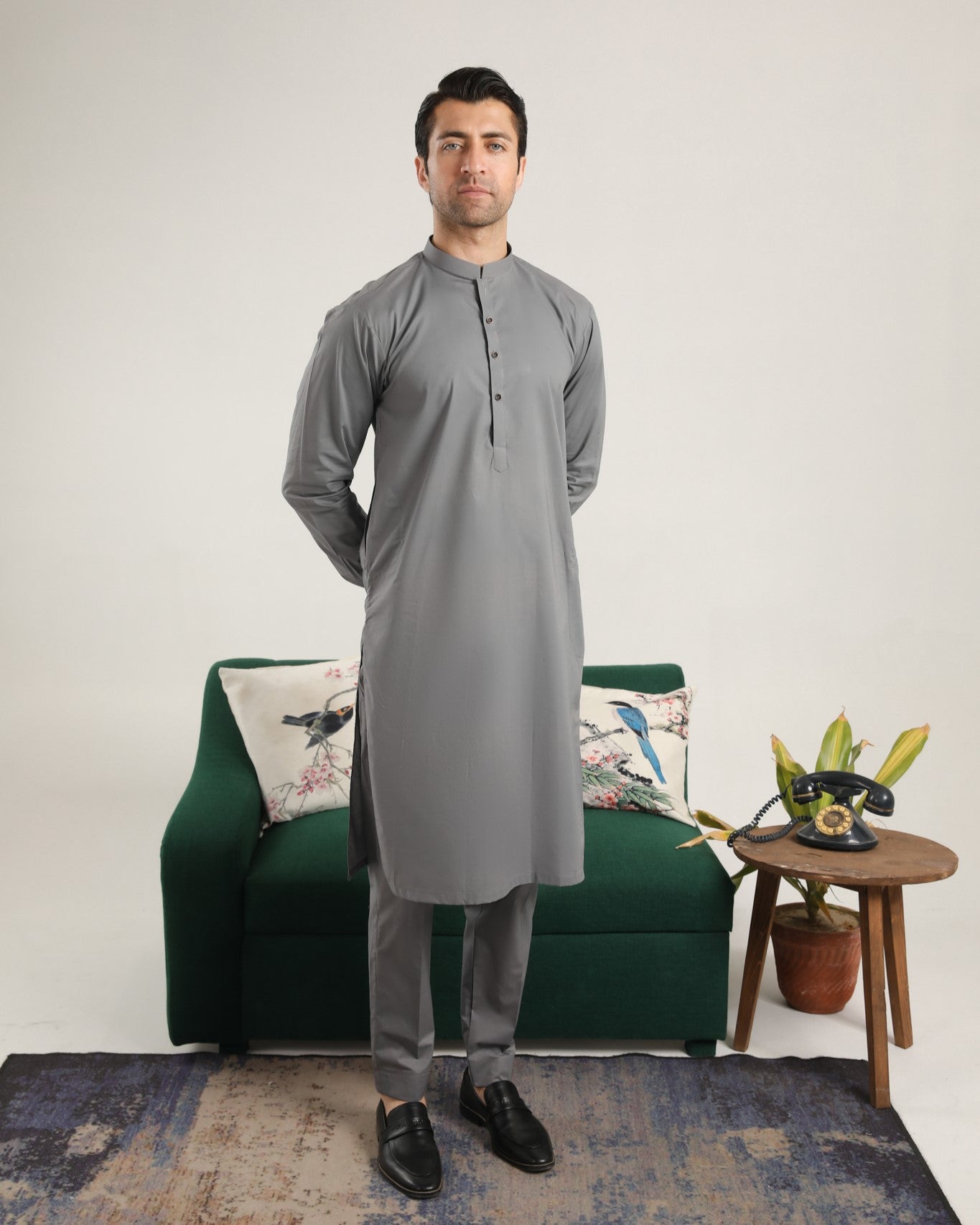 Light Grey Cotton Kurta Trouser Set (2-Piece) - Image 1