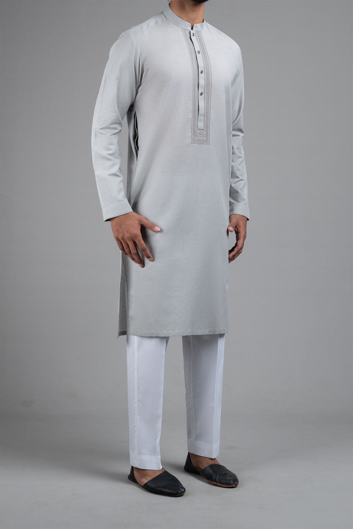 Grey Embroidered Cotton Kurta Pajama (2-Piece) - Image 3