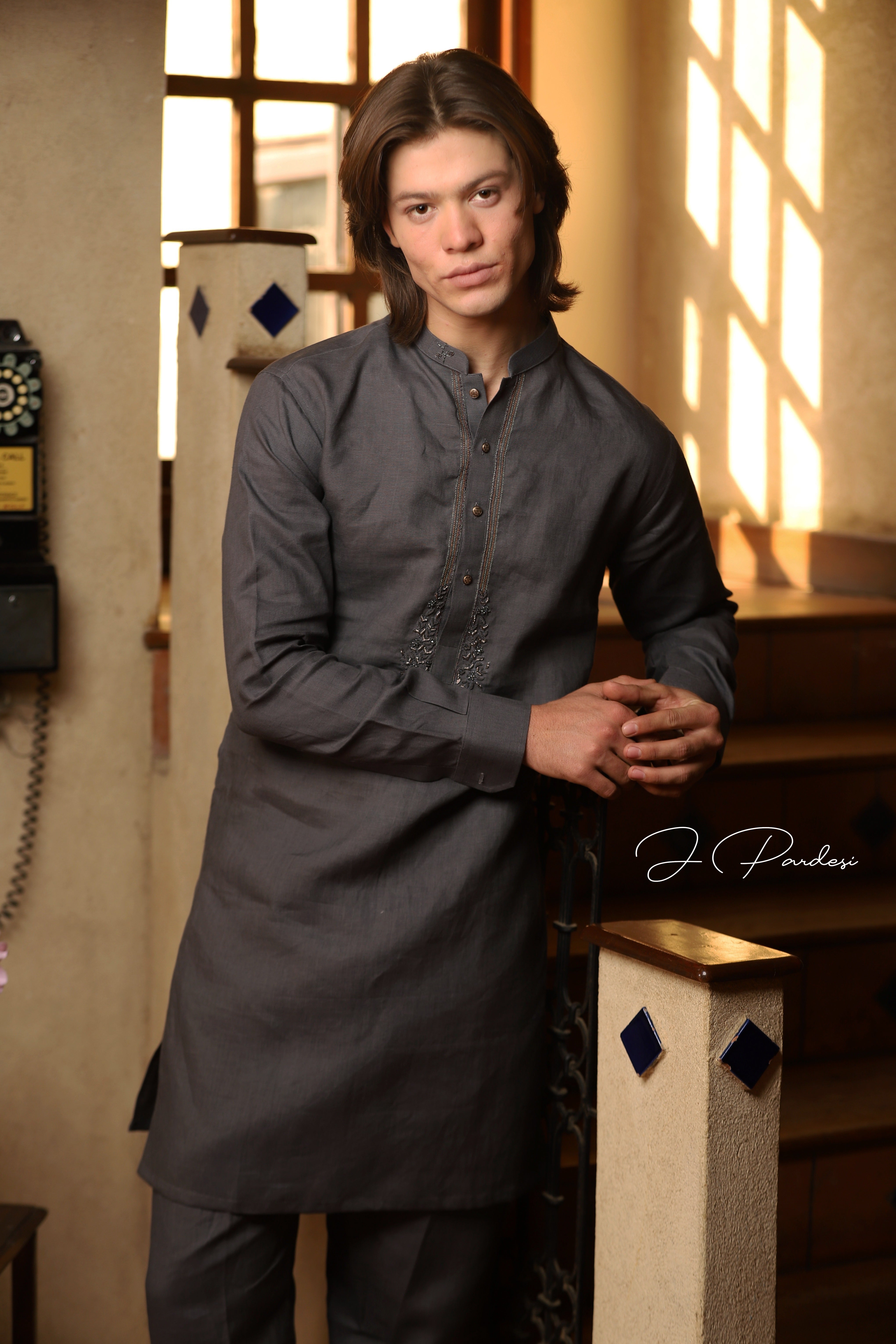 Grey Ombre Embroidered Linen-Cotton Kurta Pajama (2-Piece) - Image 3