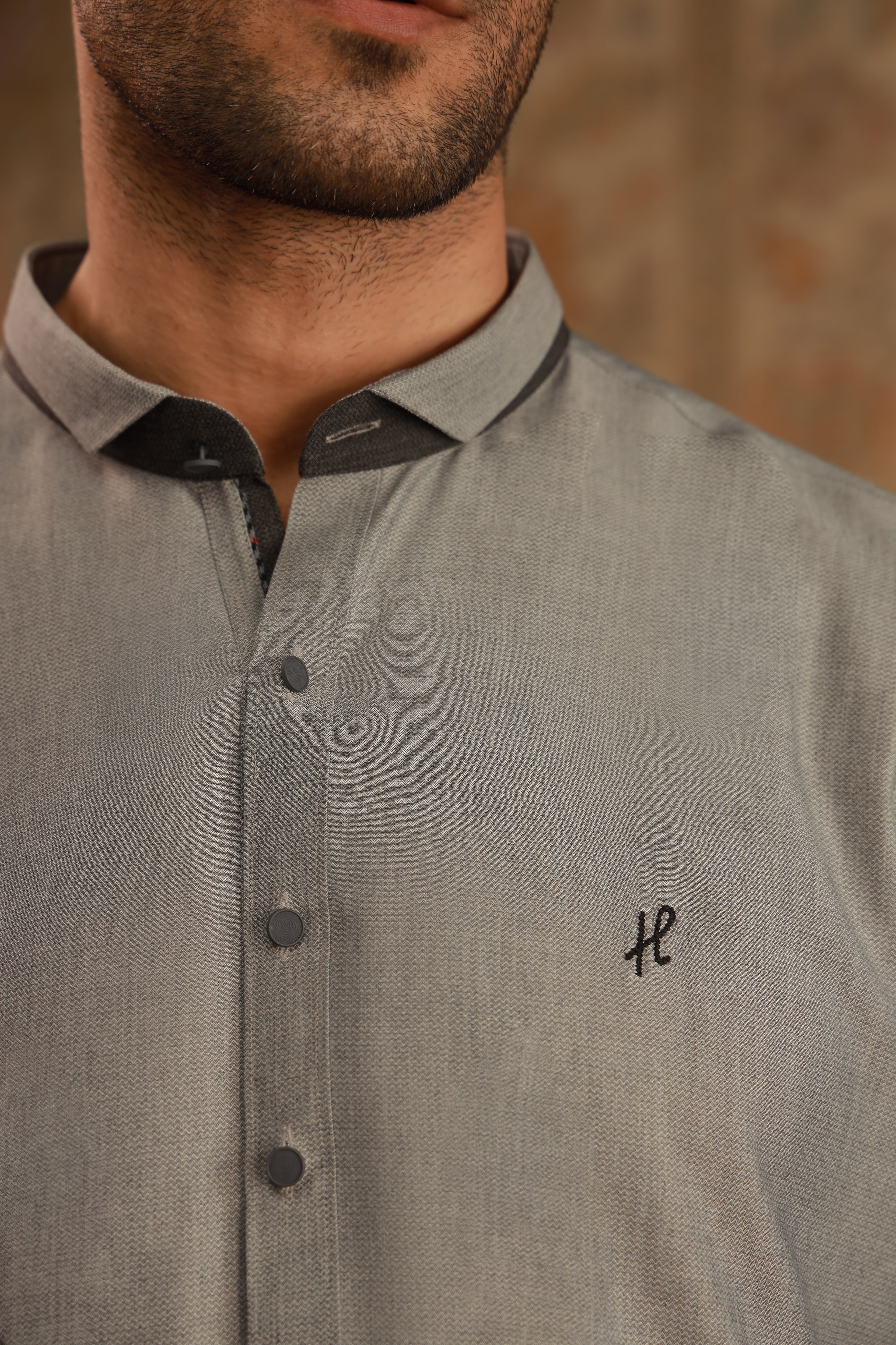 Light Grey Embroidered Wash & Wear Kurta Pajama (2-Piece) - Image 4