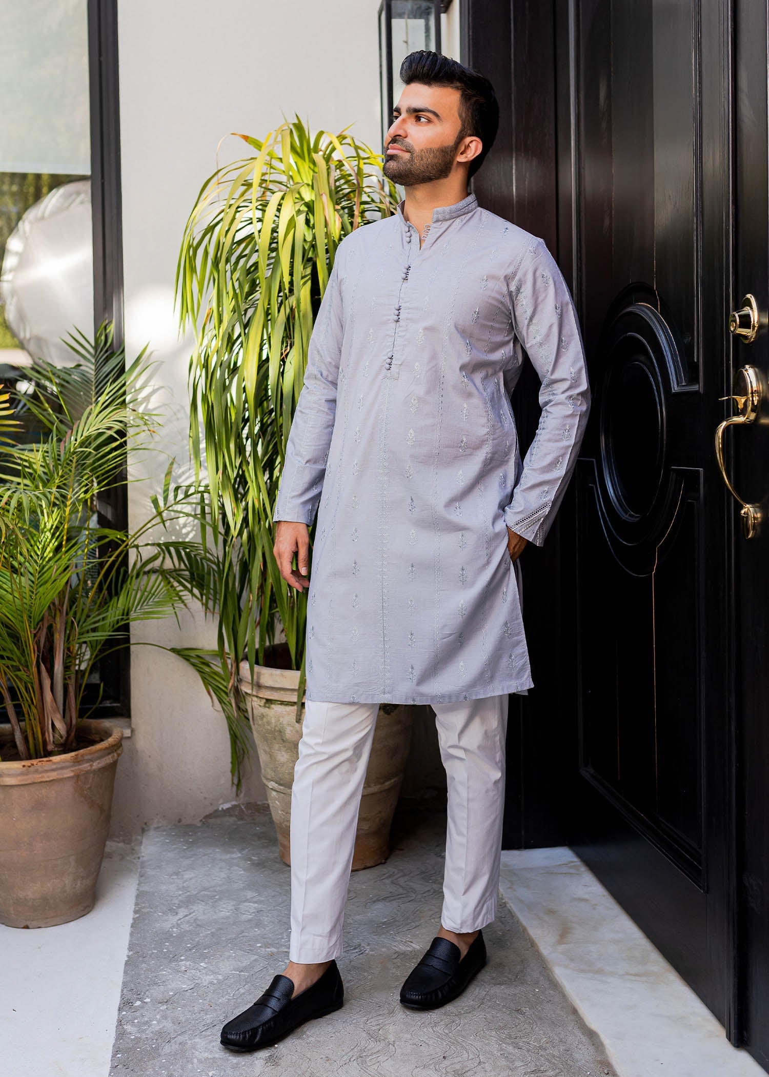 Grey Chikankari Cotton Slim Fit Kurta (2-Piece) - Image 3
