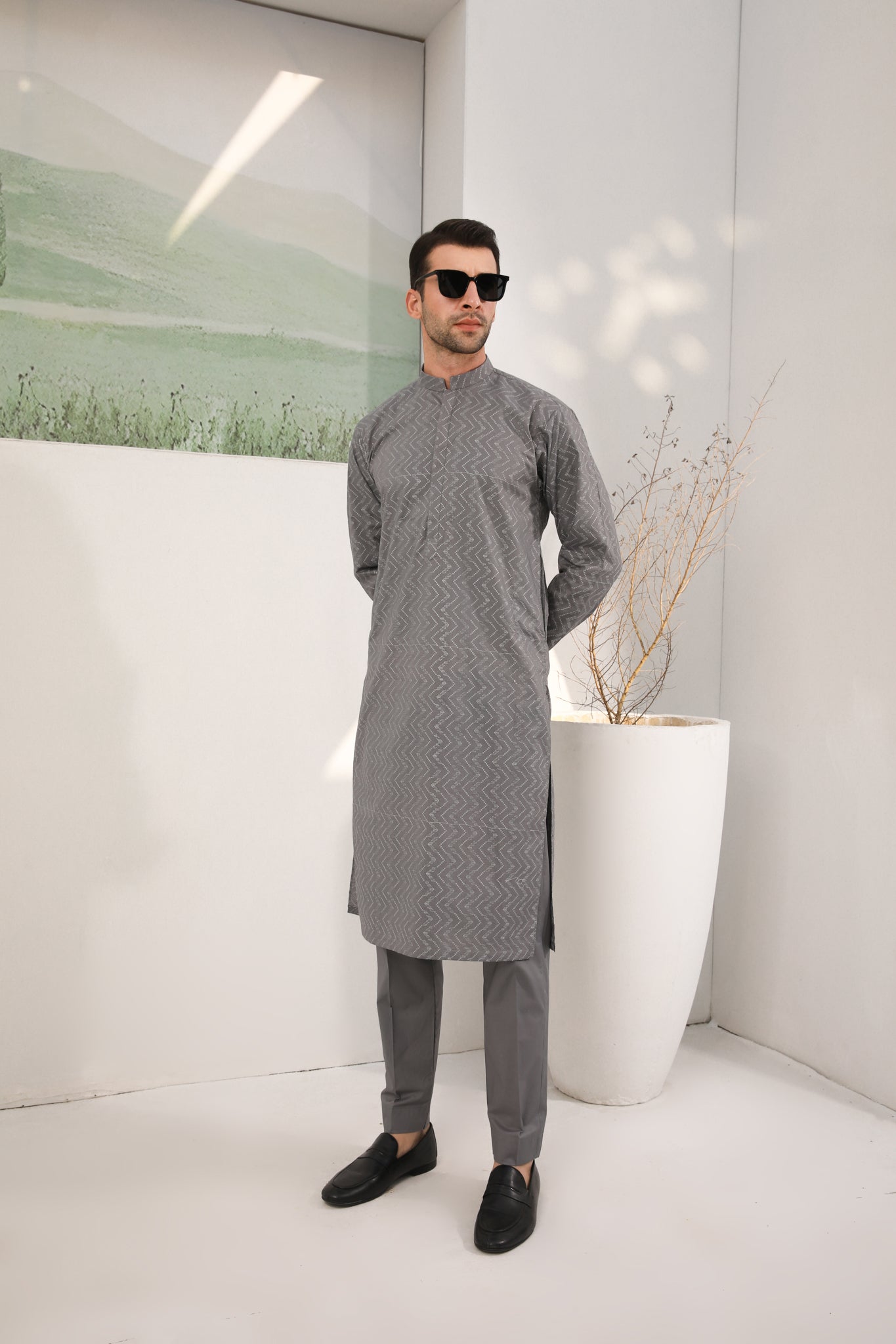Light Grey Schiffli Cotton Kurta Trouser Set (2-Piece) - Image 2