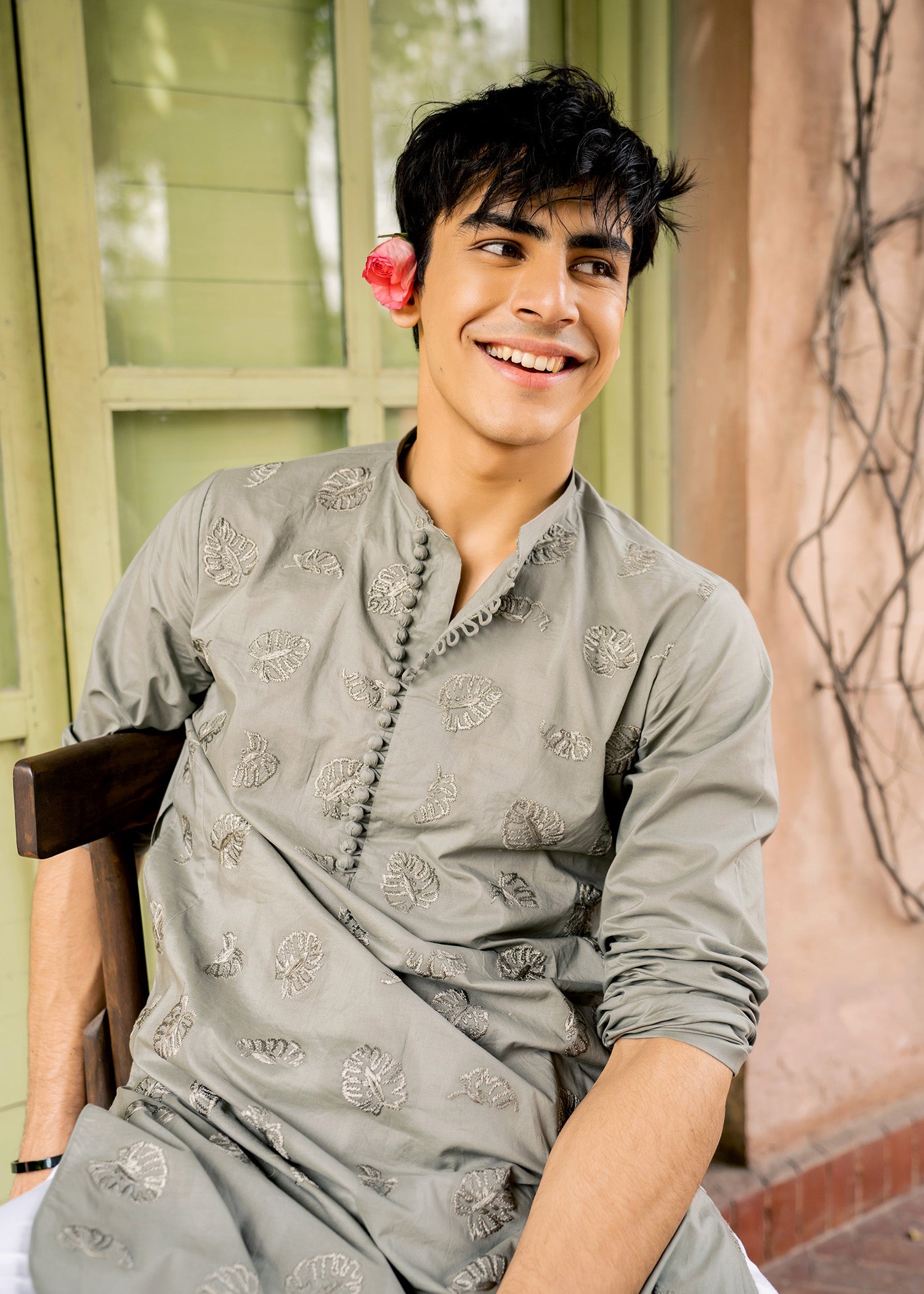 Grey Thread Embroidered Cotton Kurta Set (2-Piece) - Image 2