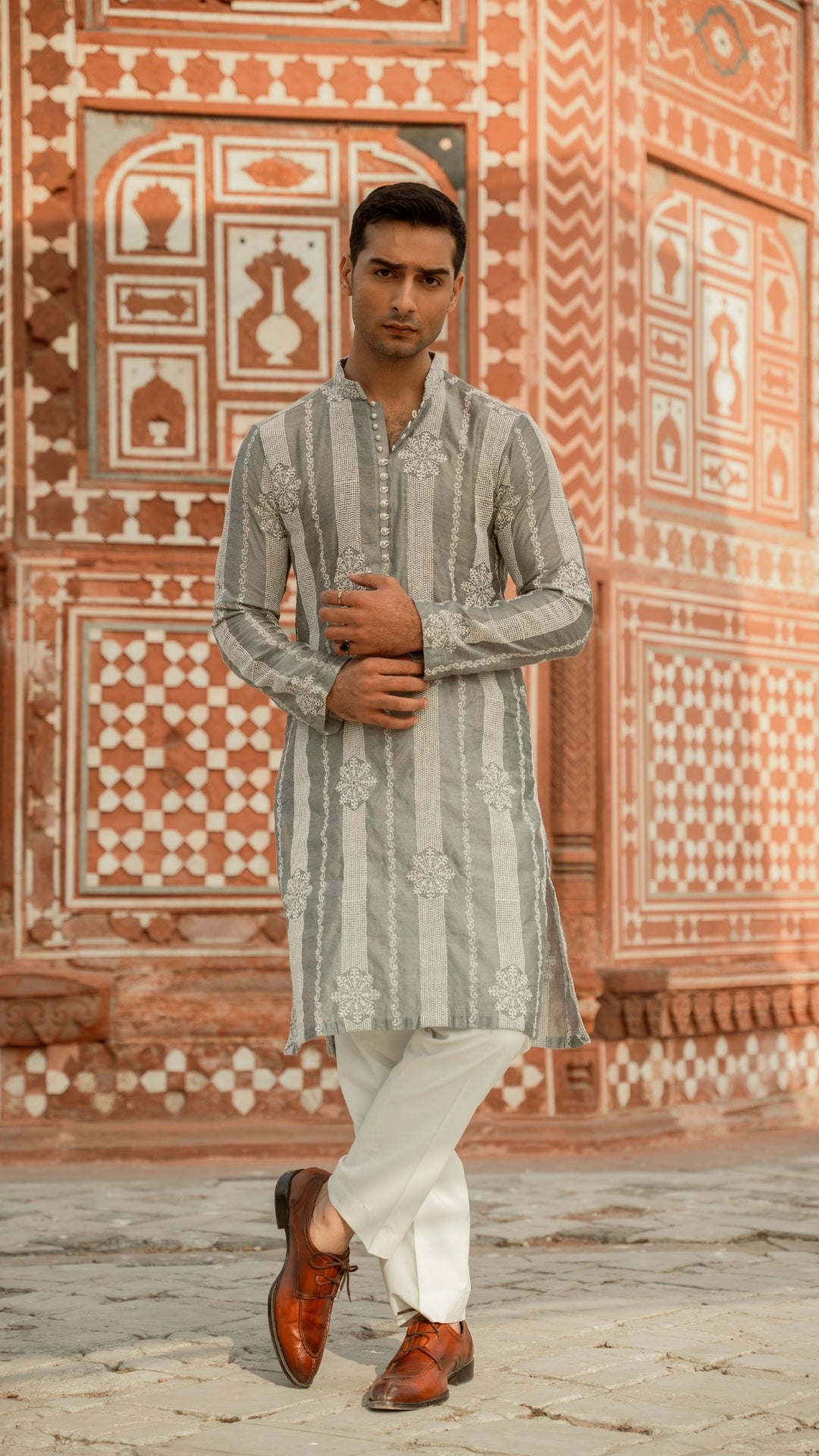 Grey Chikankari Embroidered Cotton Kurta Pajama (2-Piece) - Image 1