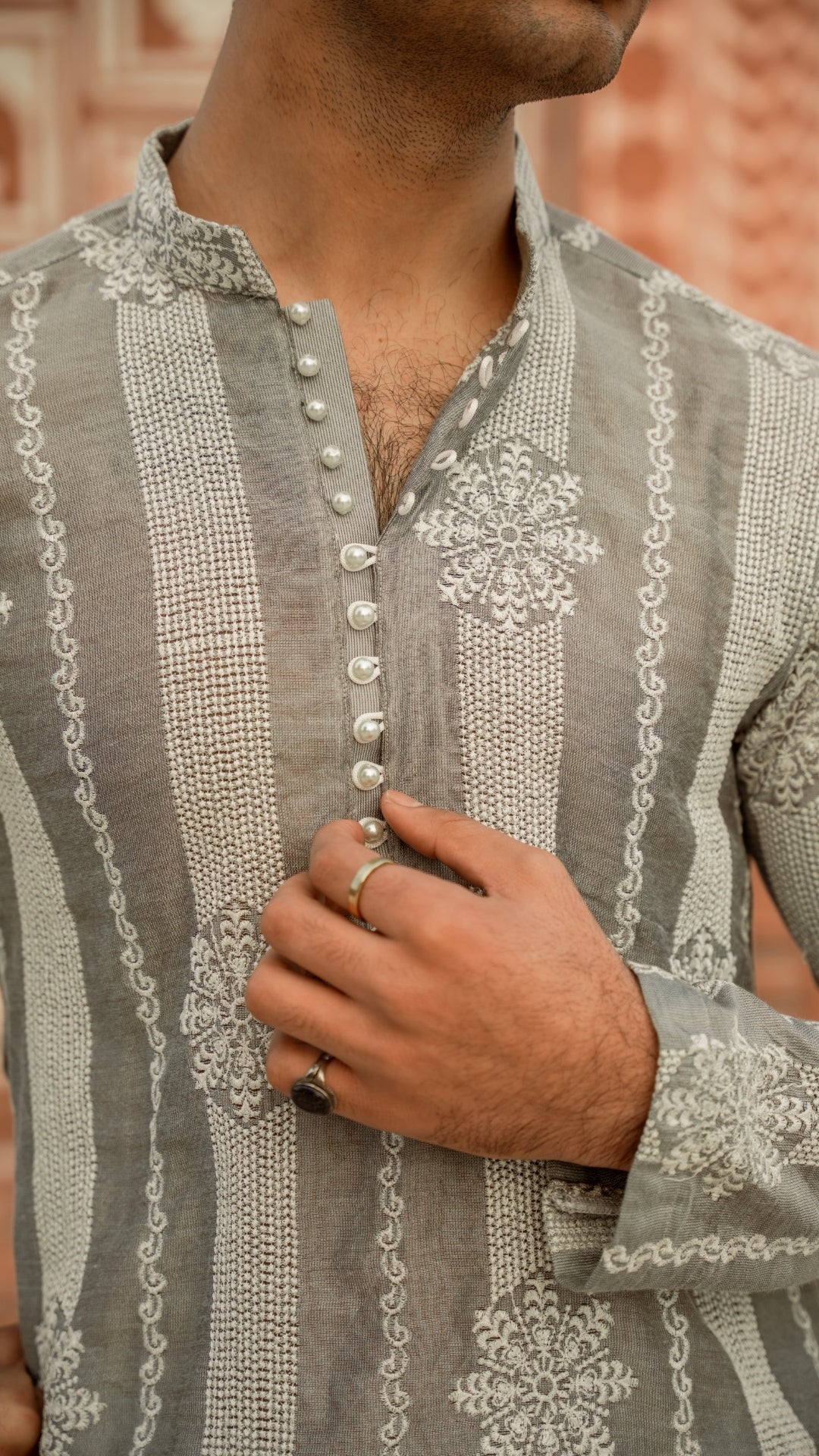 Grey Chikankari Embroidered Cotton Kurta Pajama (2-Piece) - Image 2