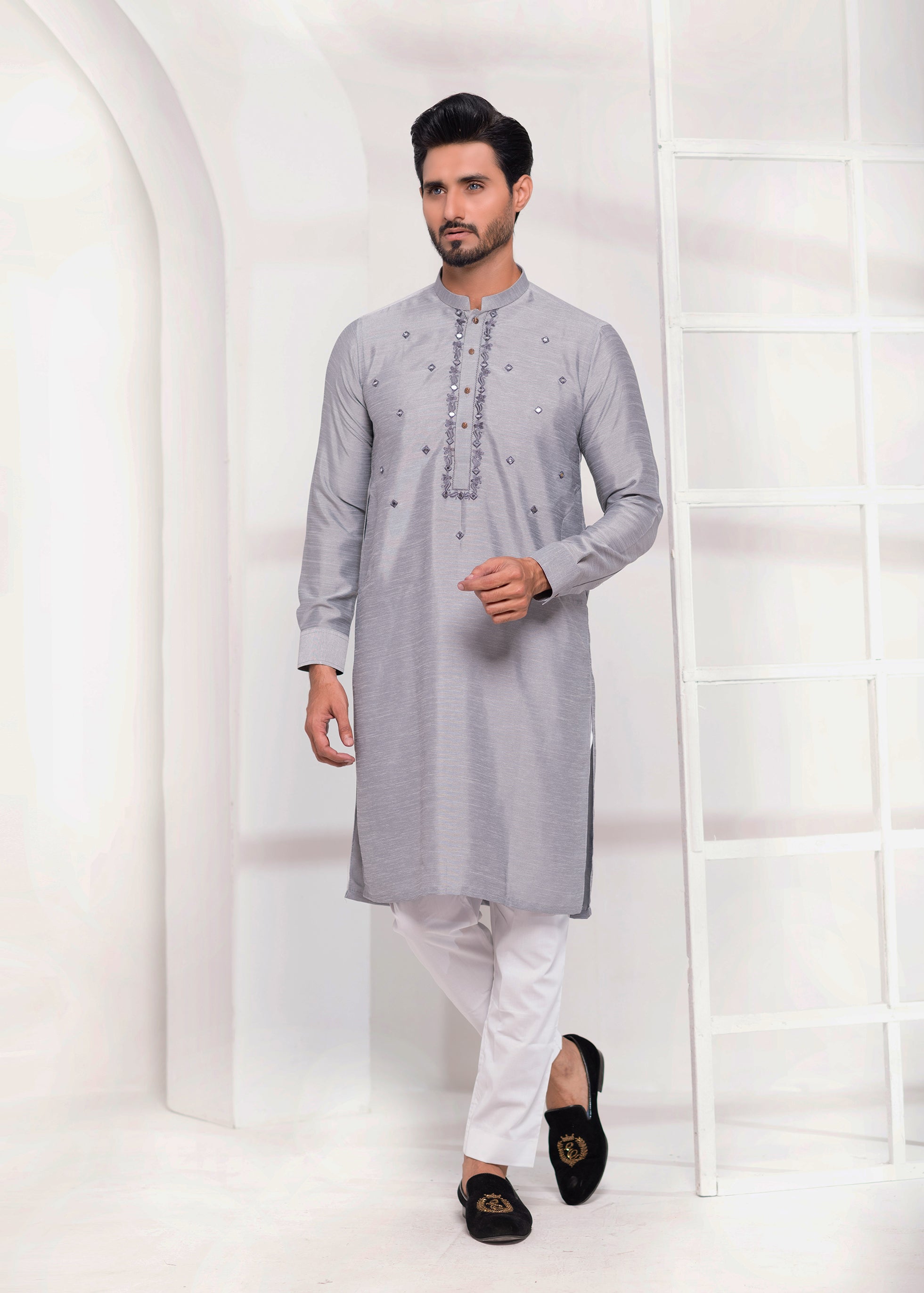 Grey Mirror Embroidered Raw Silk Kurta Pajama (2-Piece) - Image 1