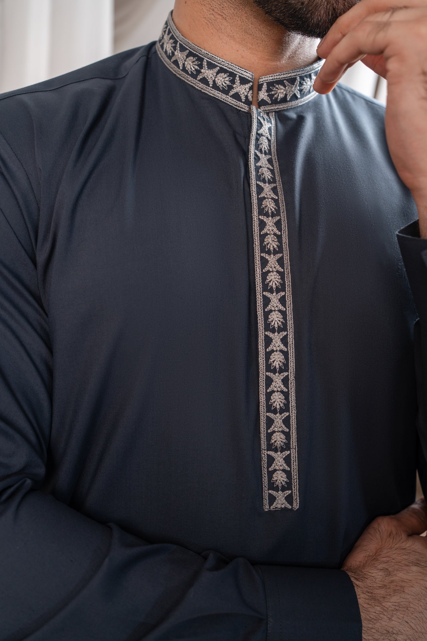 Grey Embroidered Blended Kurta Shalwar (2-Piece) - Image 3