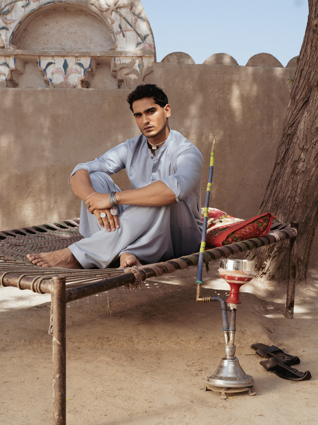 Light Grey Minimal Stitch Blended Shalwar Kameez (2-Piece) - Image 5