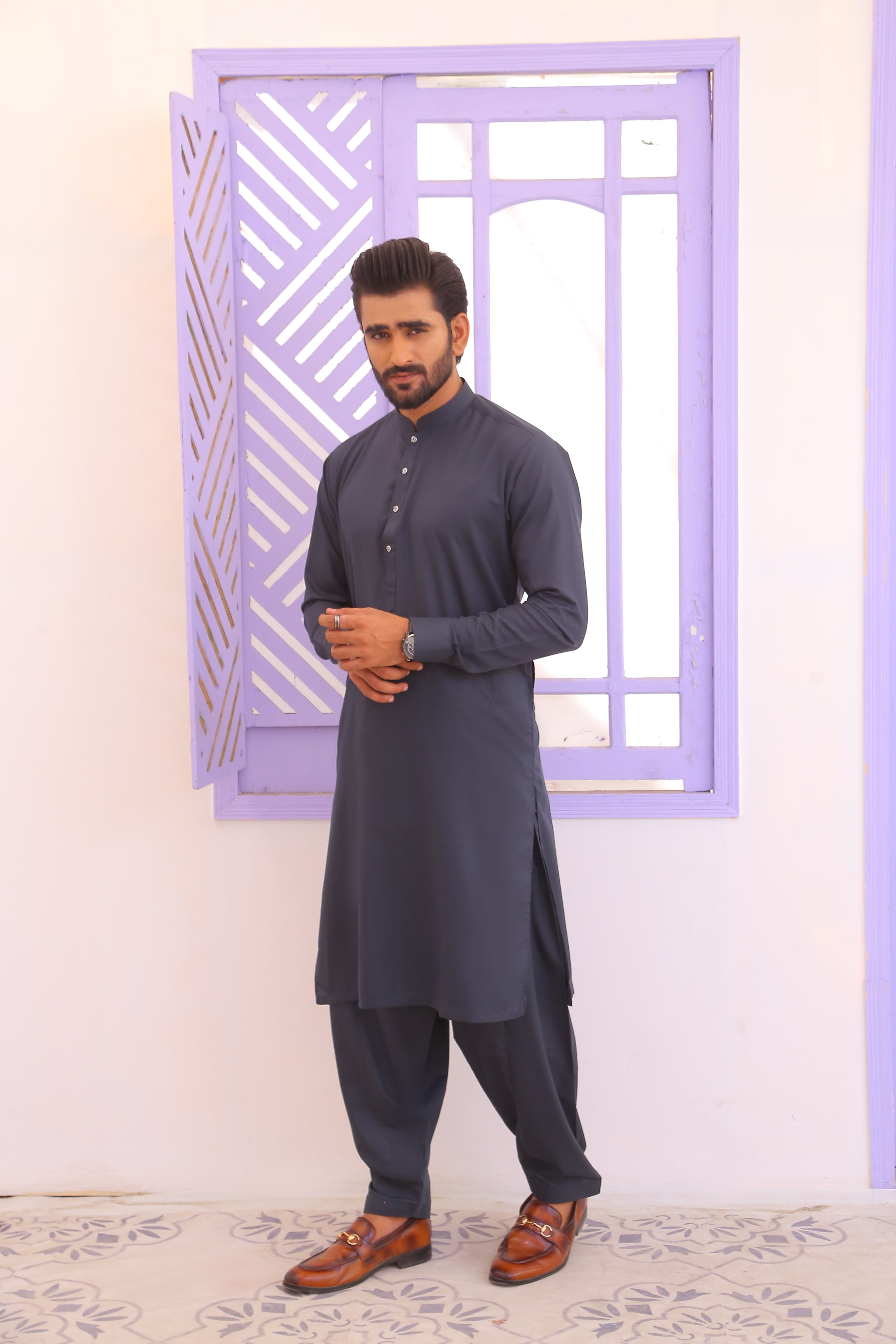 Charcoal Grey Minimalist Cotton-Polyester Shalwar Kameez (2-Piece) - Image 4