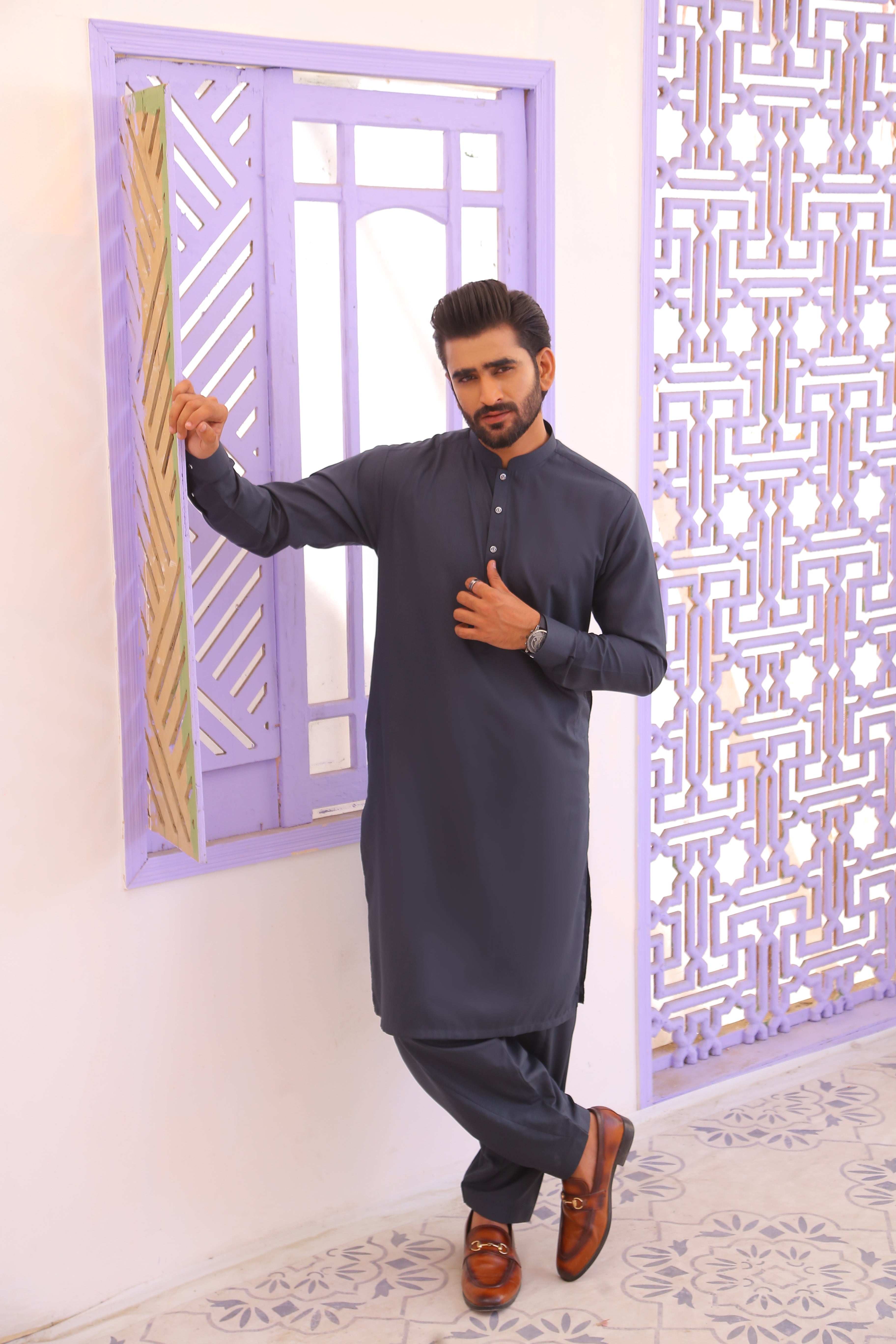 Charcoal Grey Minimalist Cotton-Polyester Shalwar Kameez (2-Piece) - Image 6