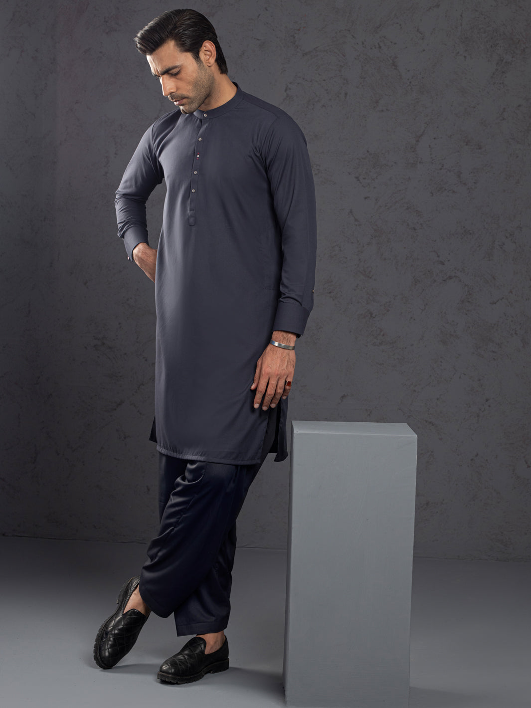 Grey Embroidered Polyester-Viscose Shalwar Kameez (2-Piece) - Image 2