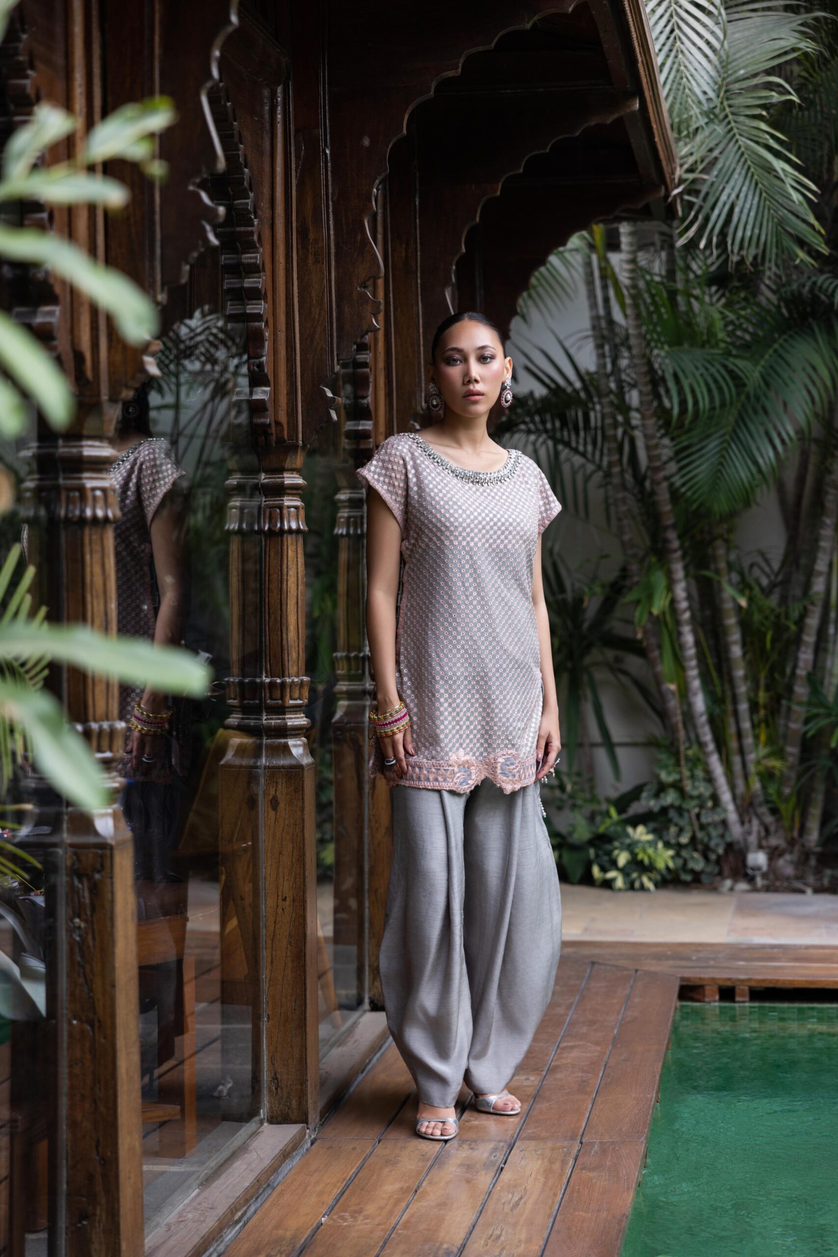 Pakistani Grey Dorri Embroidered Chiffon Kurta with Palazzo (2-Piece) - Image 2