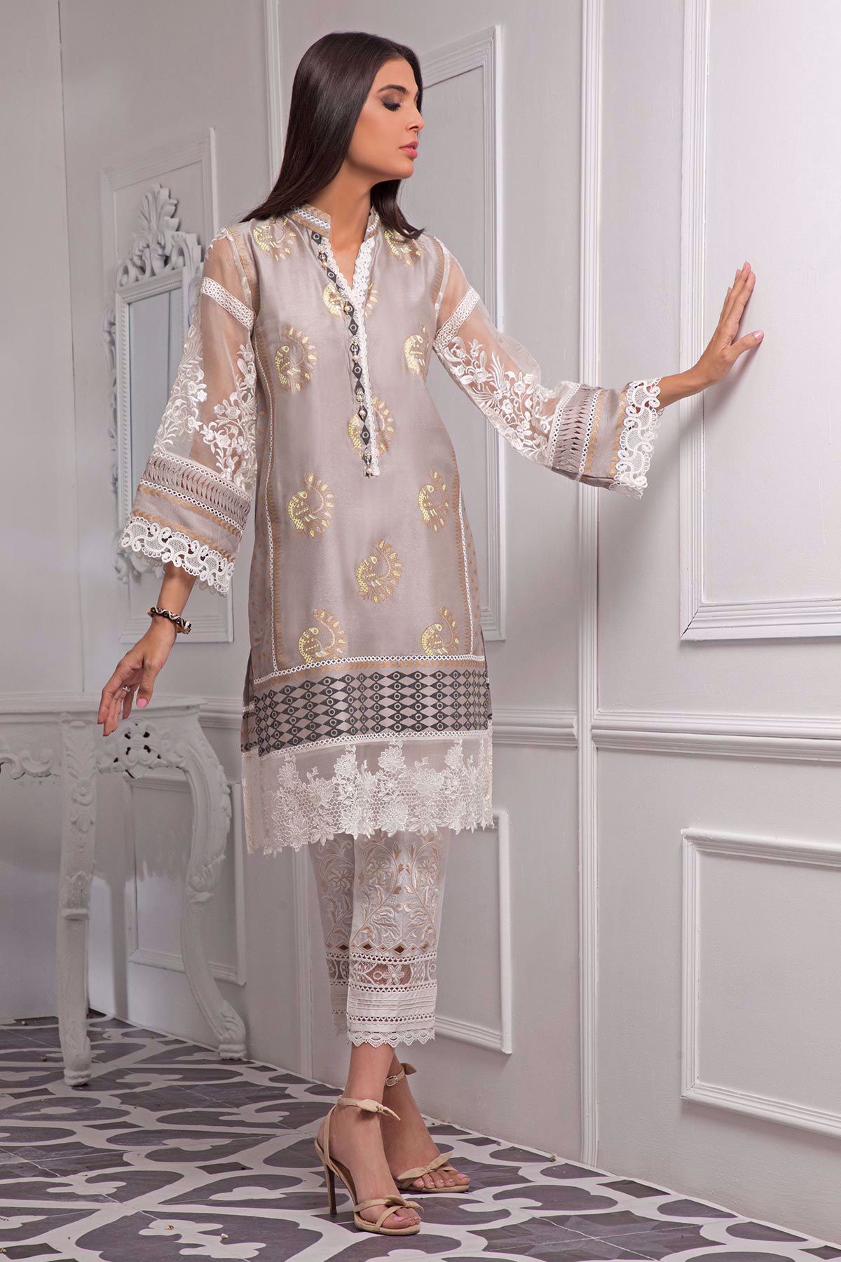 Pakistani Misty Grey Hand Block Printed Cotton Net Salwar Kameez (3-Piece) - Image 4