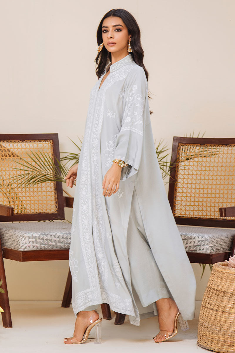 Pakistani Cloud Grey Aari Embroidered Pure Crepe Salwar Kameez (2-Piece) - Image 2