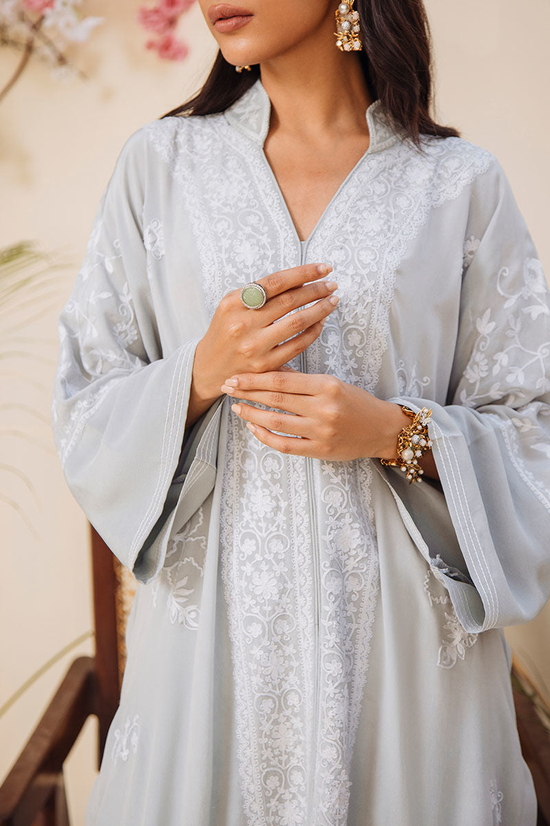 Pakistani Cloud Grey Aari Embroidered Pure Crepe Salwar Kameez (2-Piece) - Image 4