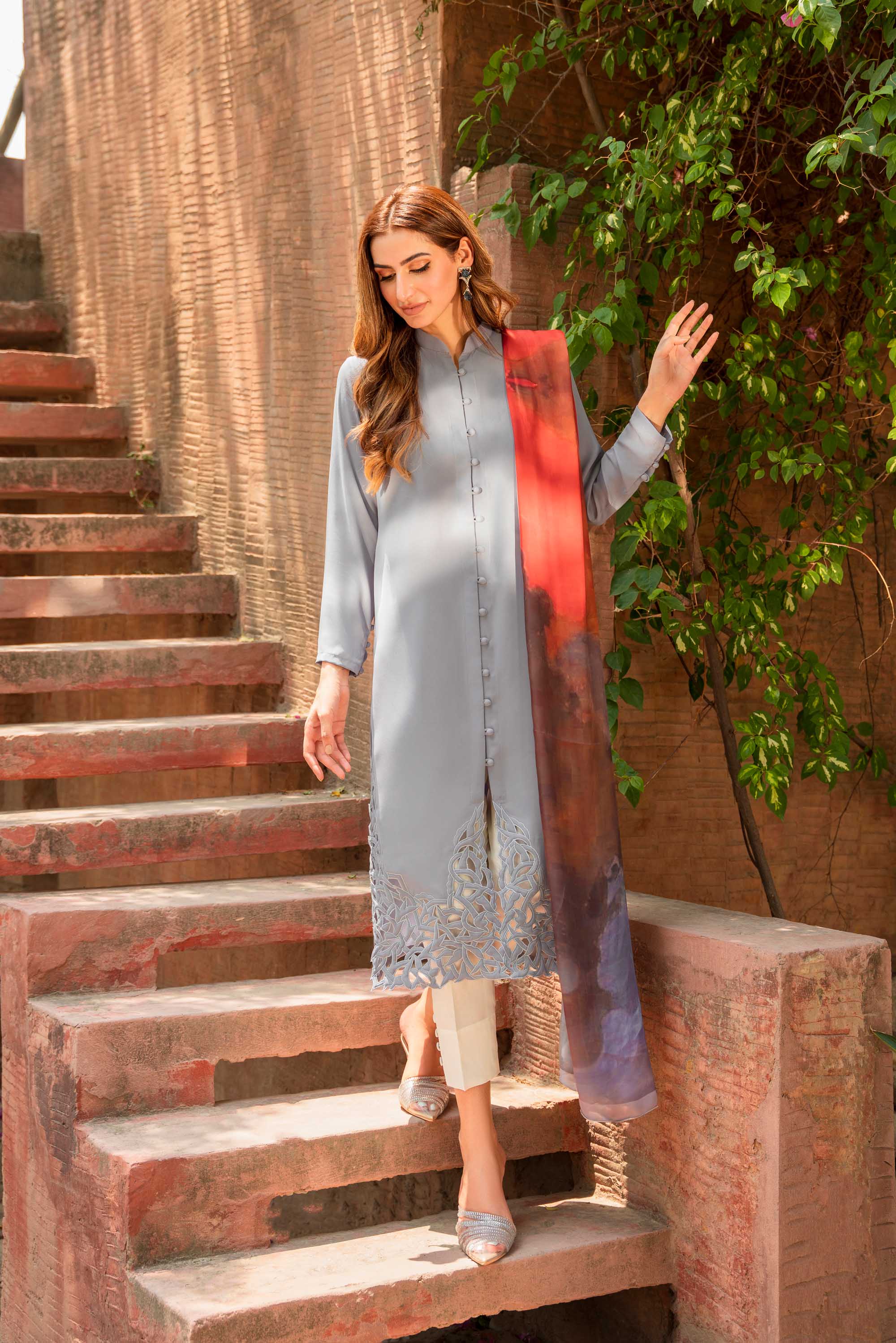 Pakistani Grey Cutwork Georgette Midi Tunic (1-Pc) - Image 4