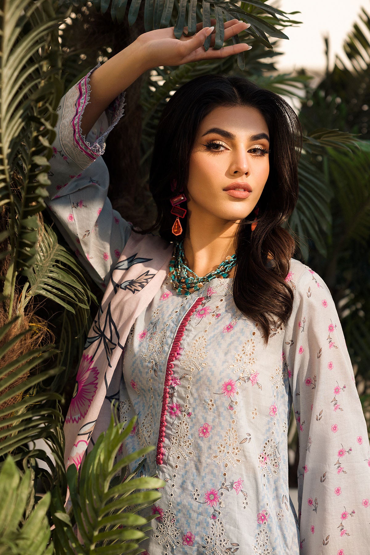 Grey Schiffli Embroidered Lawn Salwar Kameez (3-Piece) - Image 3