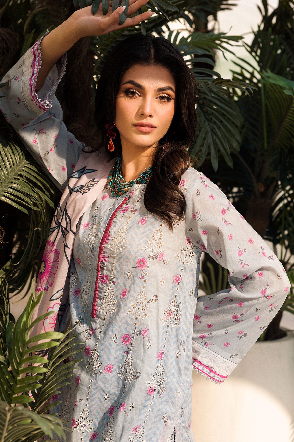 Grey Schiffli Embroidered Lawn Salwar Kameez (3-Piece) - Image 4