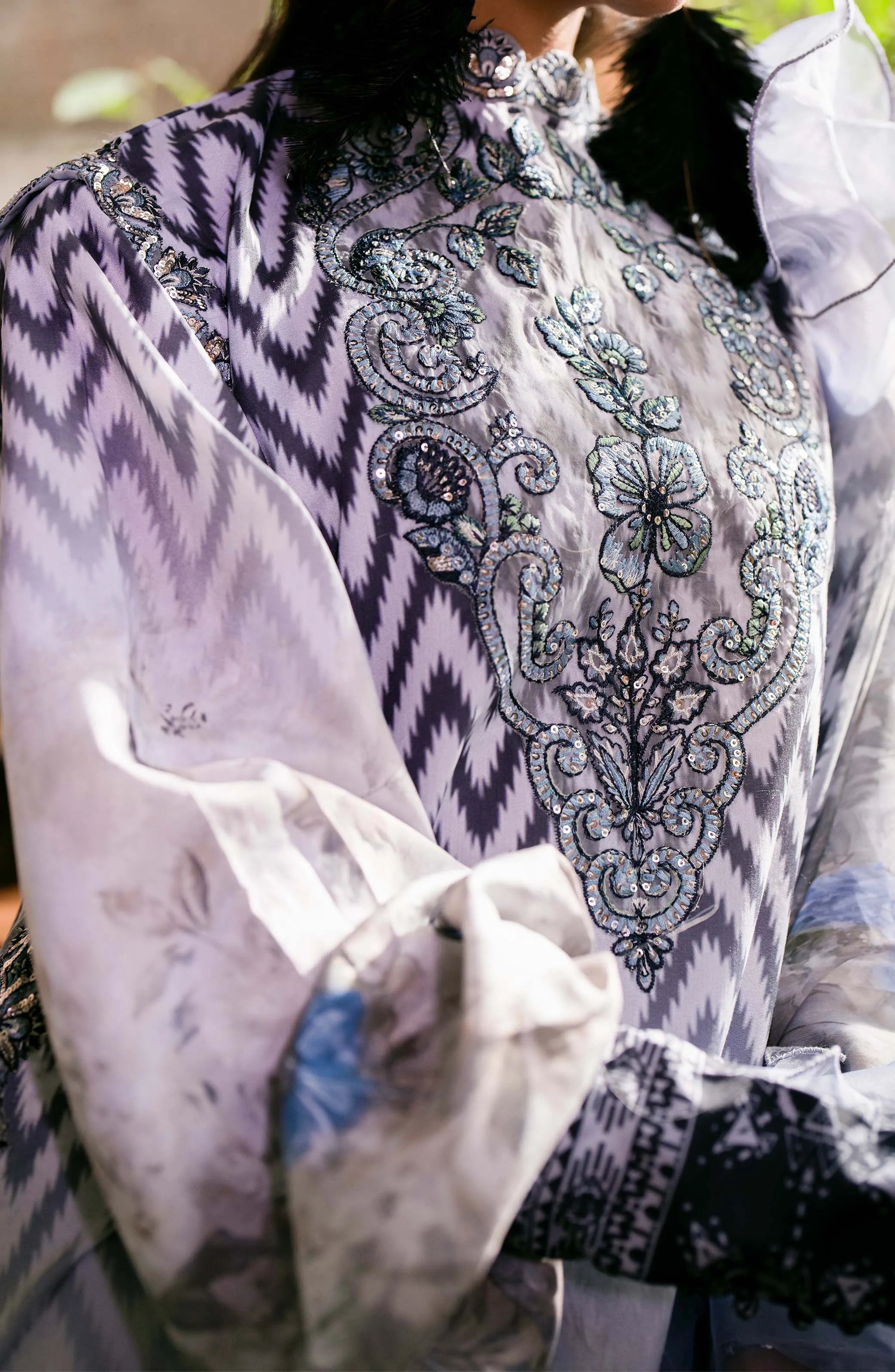 Grey and Blue Embroidered Lawn 3-Piece Suit - Image 2