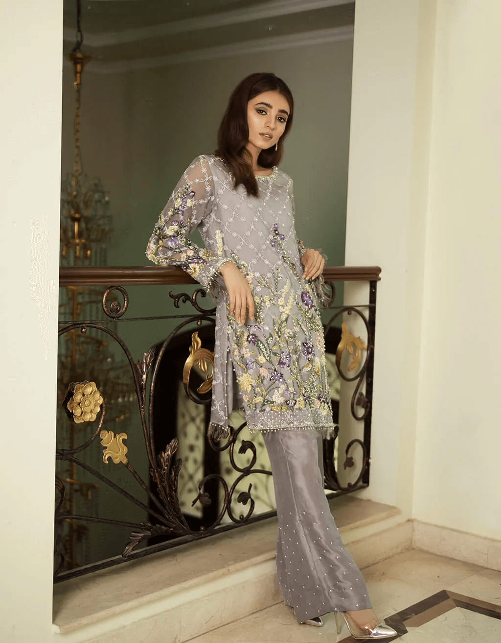 Pakistani Grey Hand-Embroidered Organza Salwar Kameez (3-Piece) - Image 1