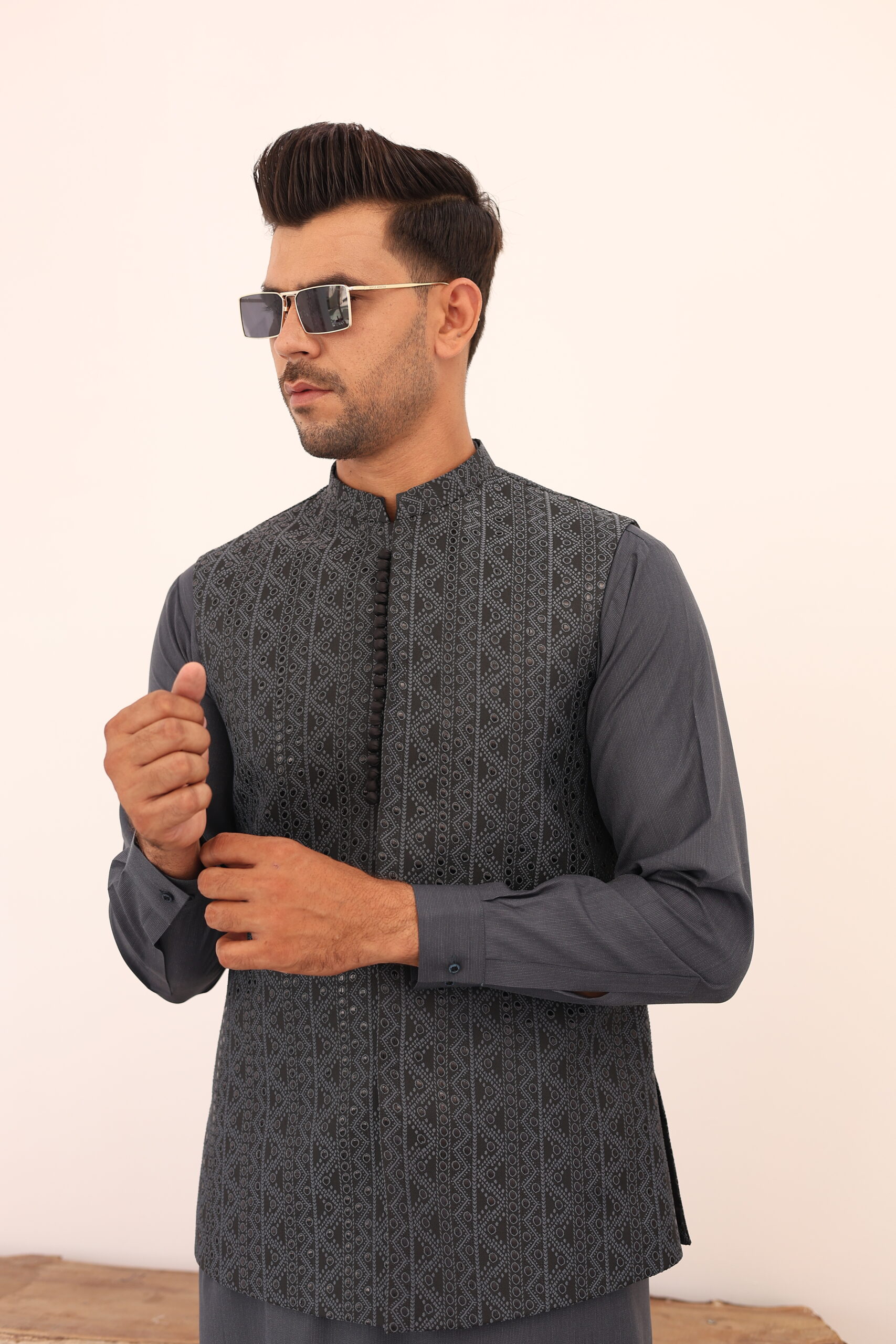 Grey Geometric Atlas Waistcoat Kurta (3-Piece) - Image 2