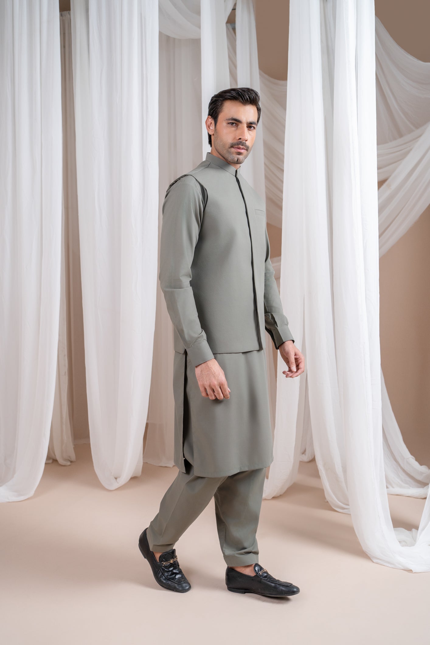 Sand Grey Minimalist Luxury Blended Waistcoat Kurta (3-Piece) - Image 2