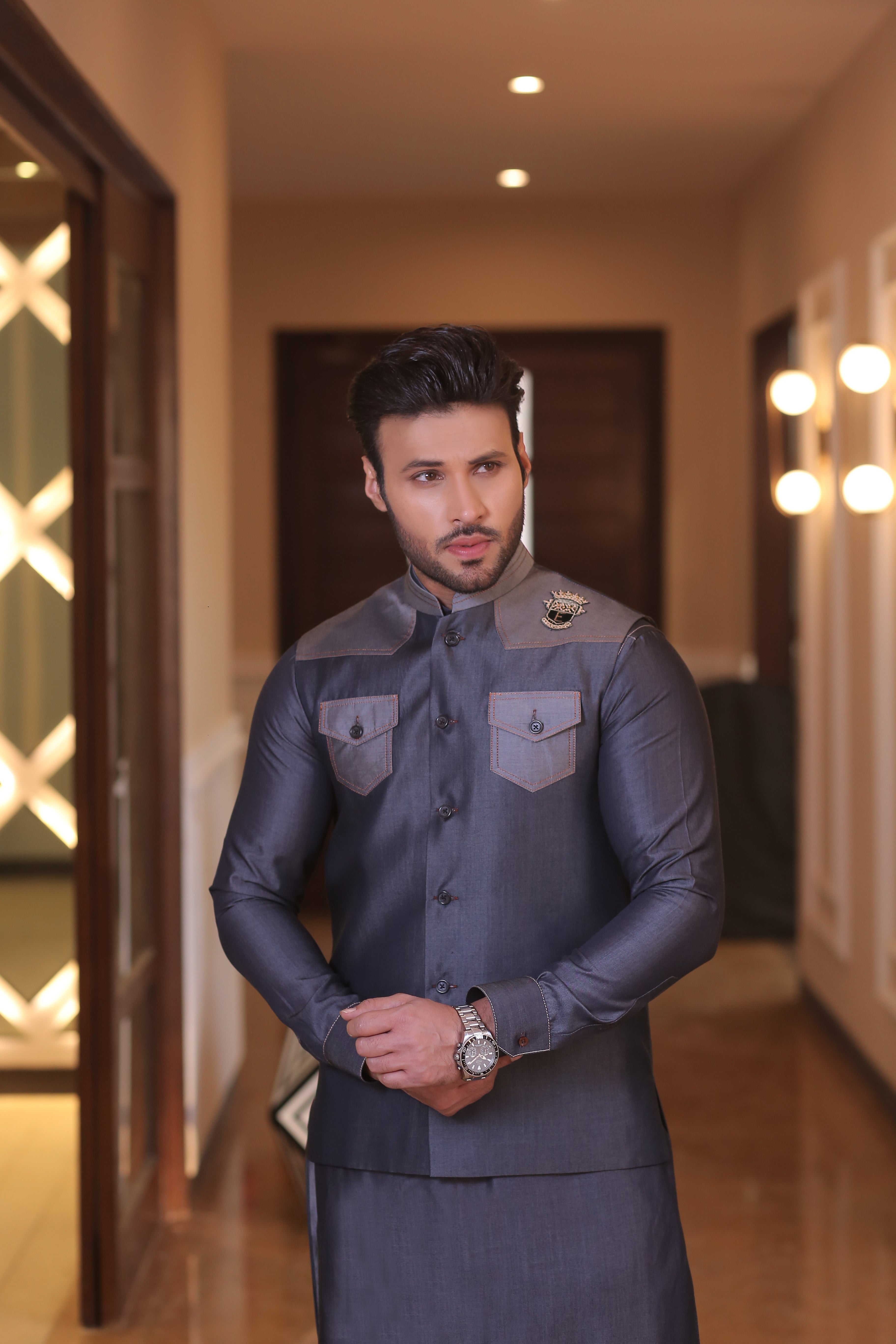 Charcoal Grey Contrast-Stitch Suiting Waistcoat Kurta (3-Piece) - Image 2