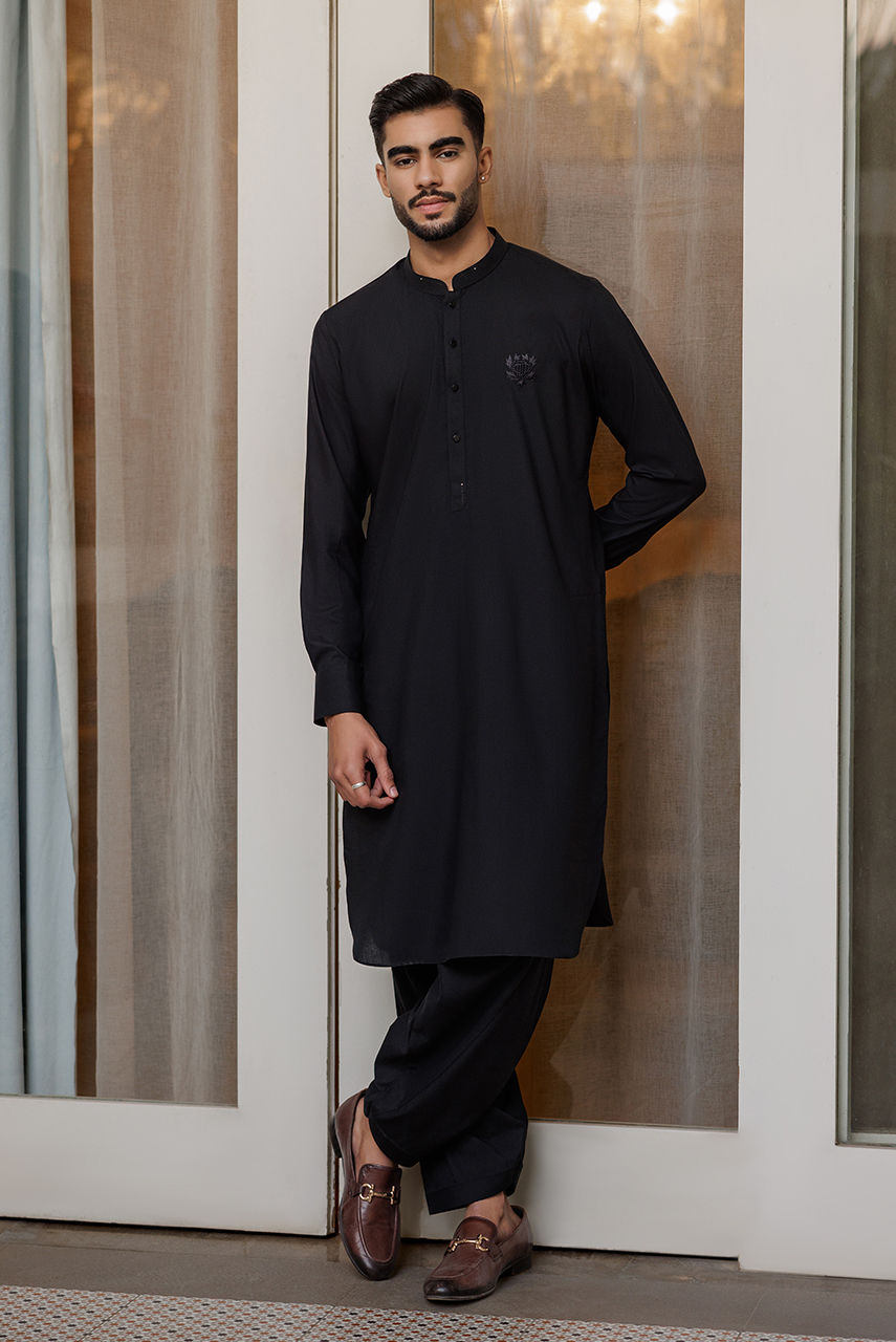 Dark Grey Handcrafted Linen Waistcoat Kurta (3-Piece) - Image 4