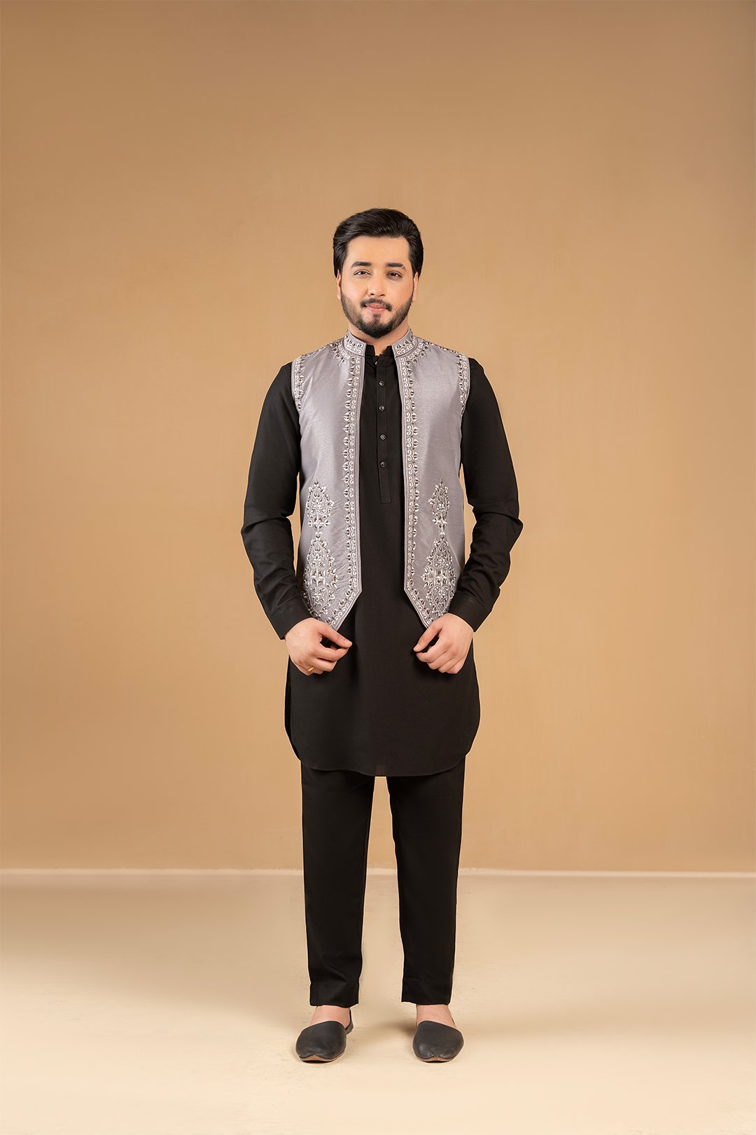 Grey Embroidered Silk Waistcoat Kurta (3-Piece) - Image 3