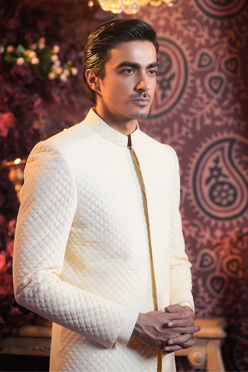 Off-White Quilted Baar Silk Achkan Sherwani (5-Piece) - Image 2