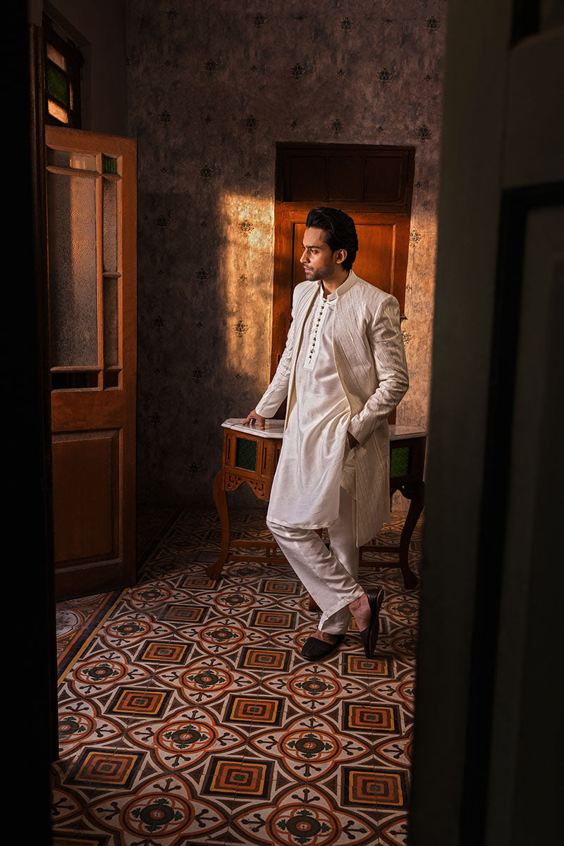 Ivory Chevron Woven Silk-Blend Achkan Sherwani (3-Piece) - Image 5