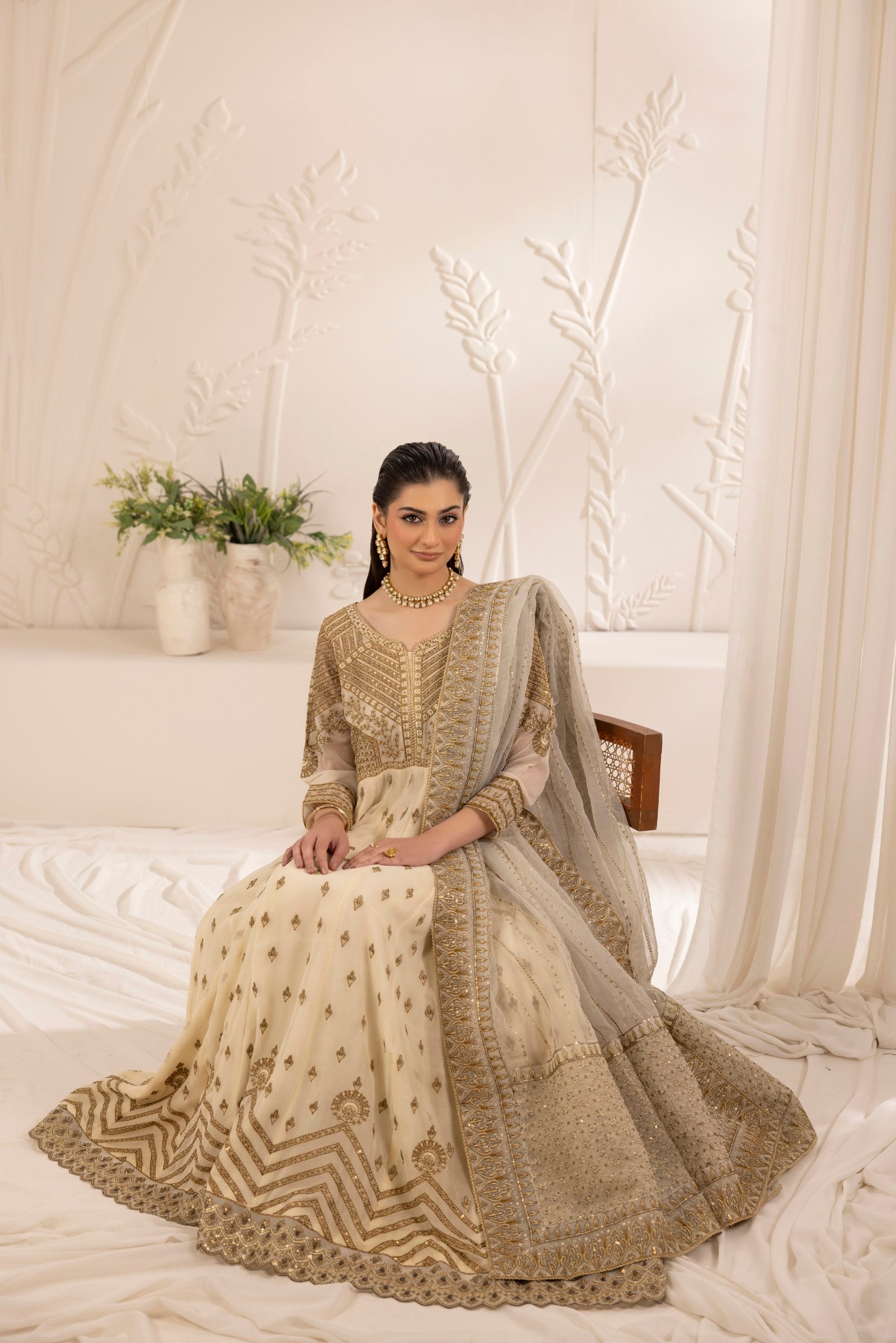 Off-White Embroidered Chiffon Anarkali (2-Piece) - Image 10