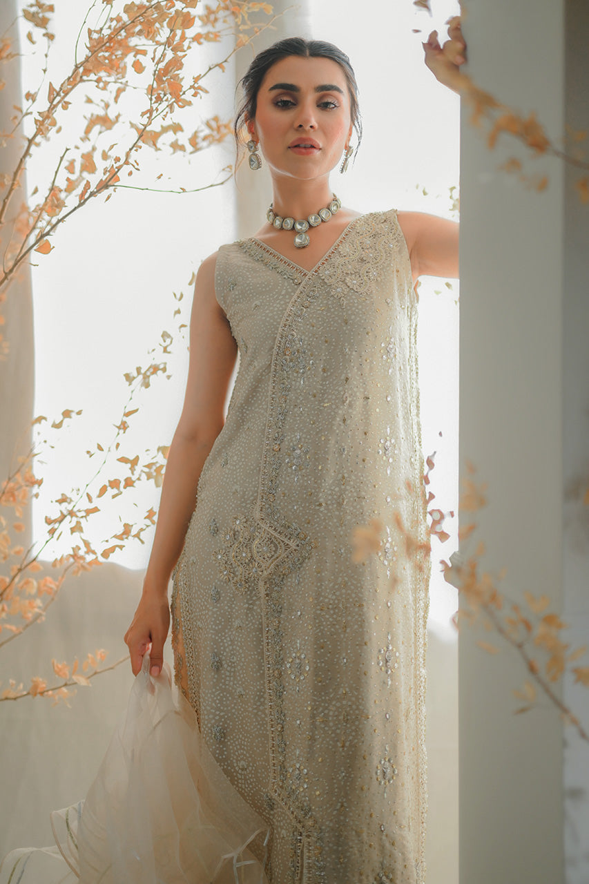 Ivory Kaamdaani Meysuri Silk Angrakha (3-Piece) - Image 4