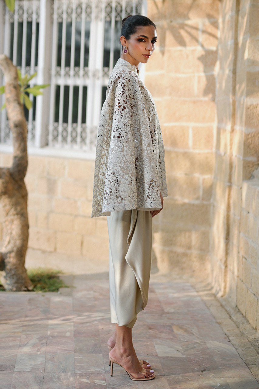 Ivory Embroidered Organza Cape Jacket (3-Piece) - Image 3