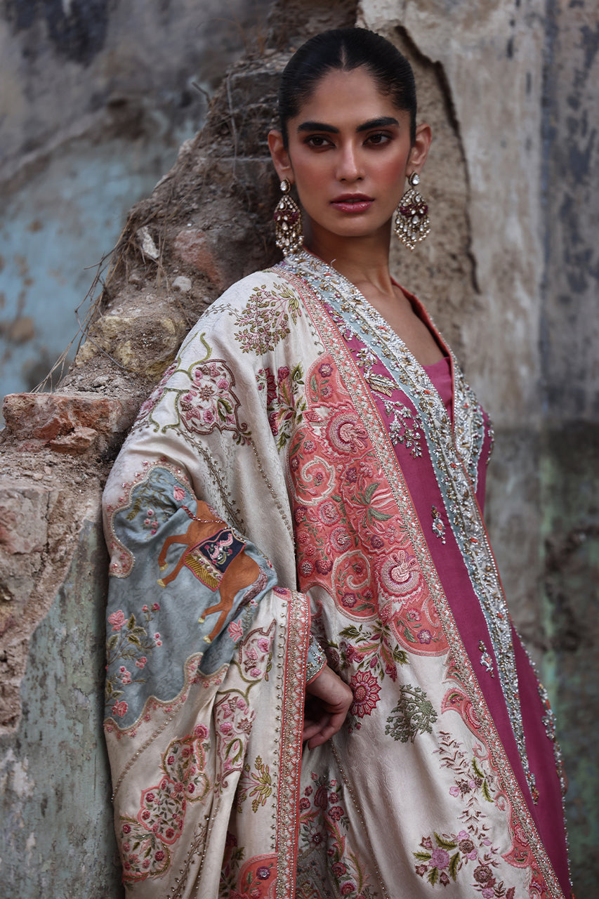 Pakistani Ivory Resham Zardozi Jamawar Silk Chadar (1-Pc) - Image 3