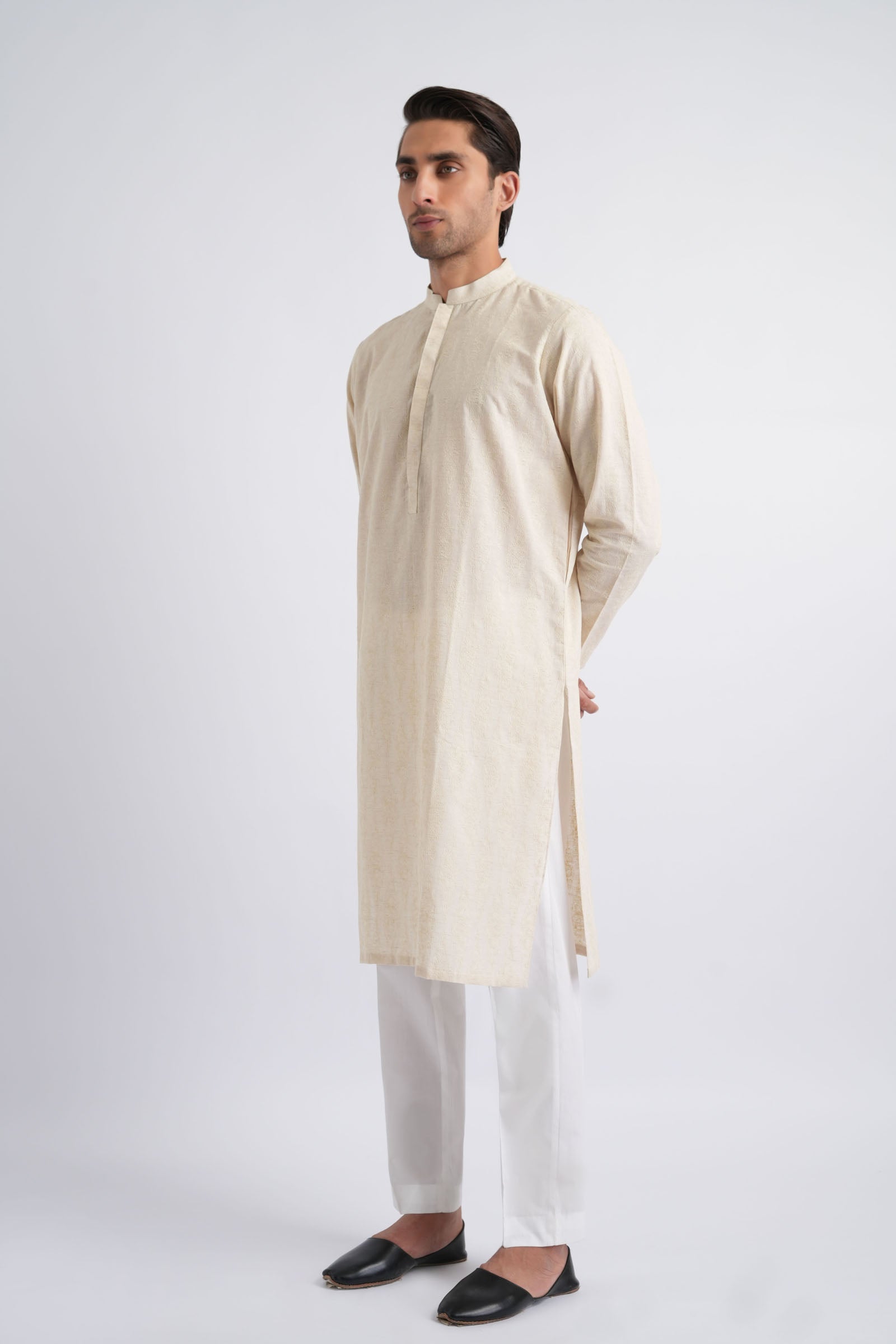 Off-White Embroidered Egyptian Cotton Kurta (2-Piece) - Image 3