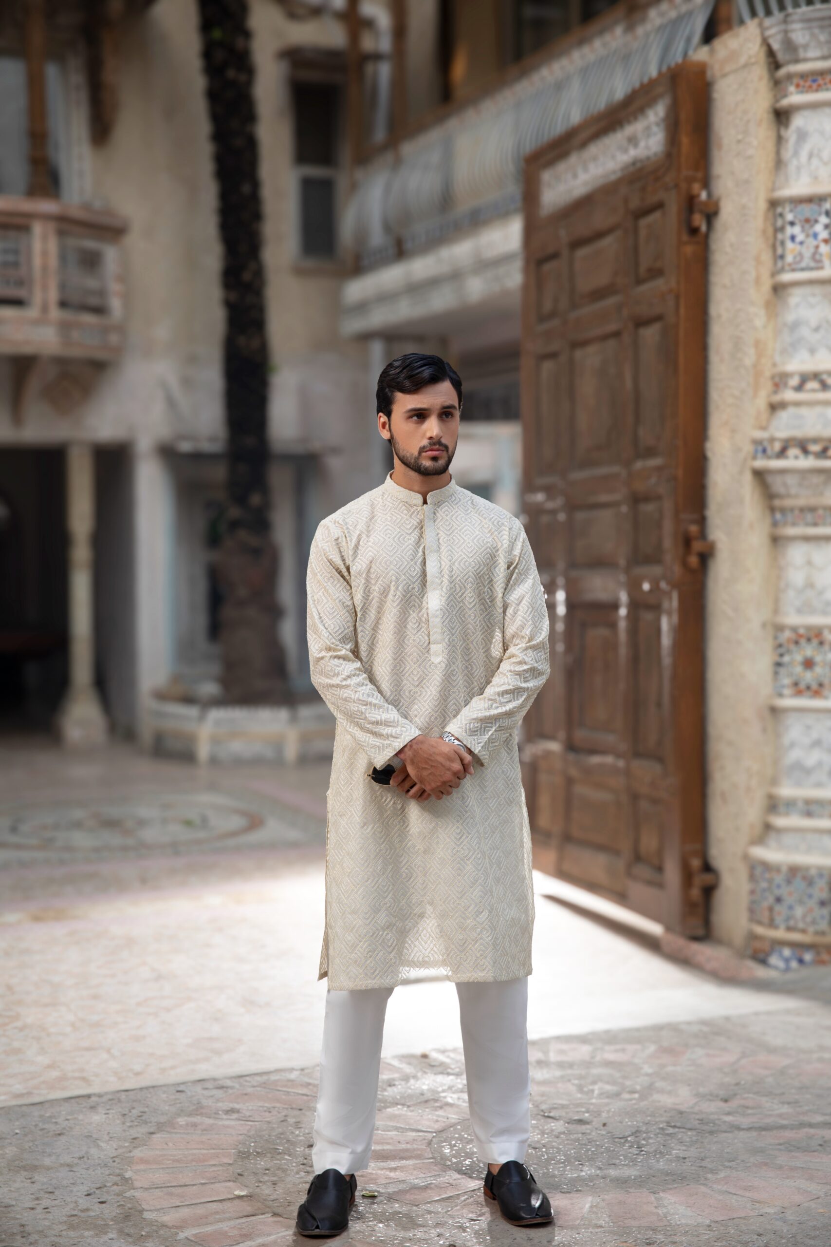 Ivory Chikankari Embroidered Kurta (2-Piece) - Image 1