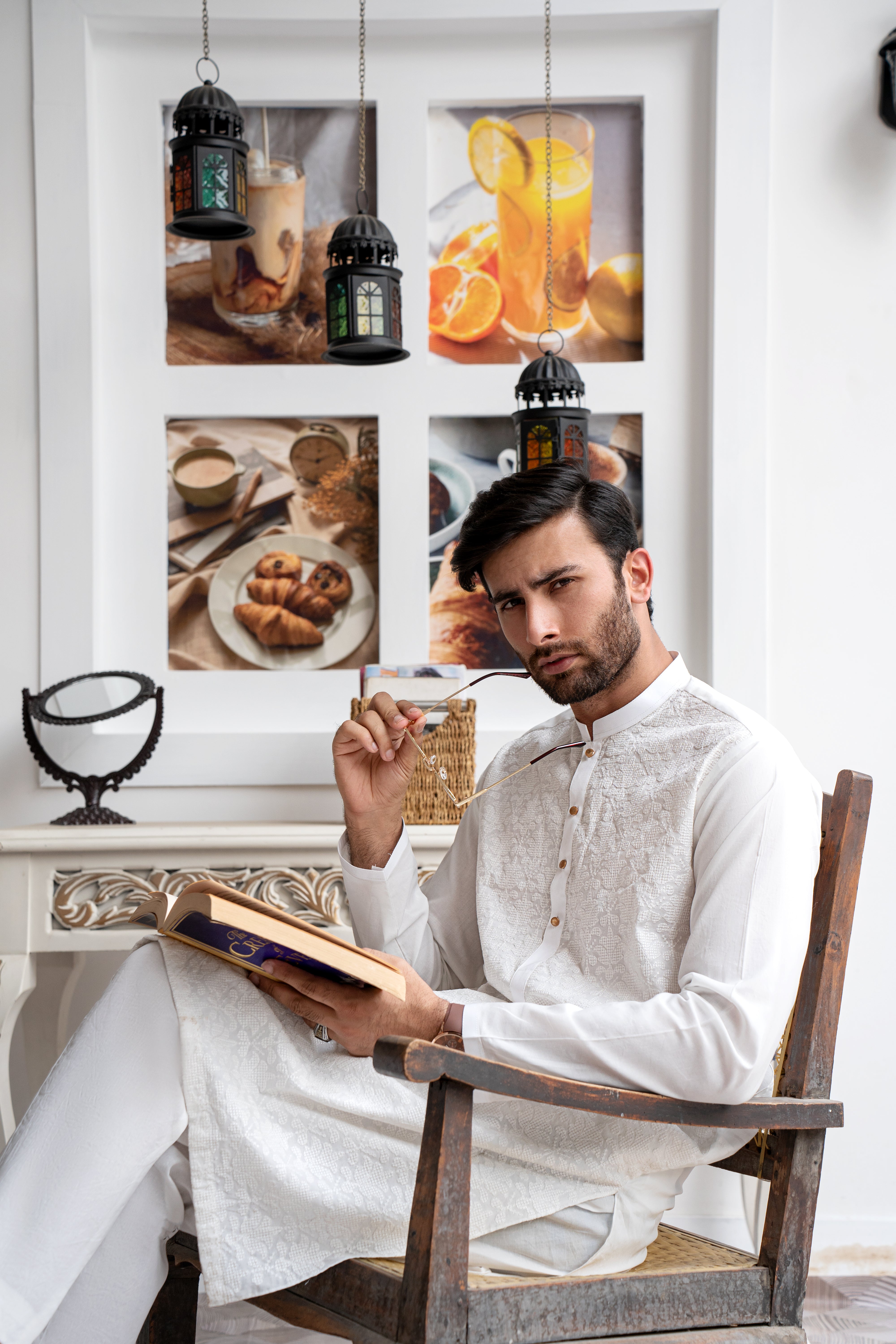 Off-White Chikankari-Style Cotton Kurta Pajama (2-Piece) - Image 5