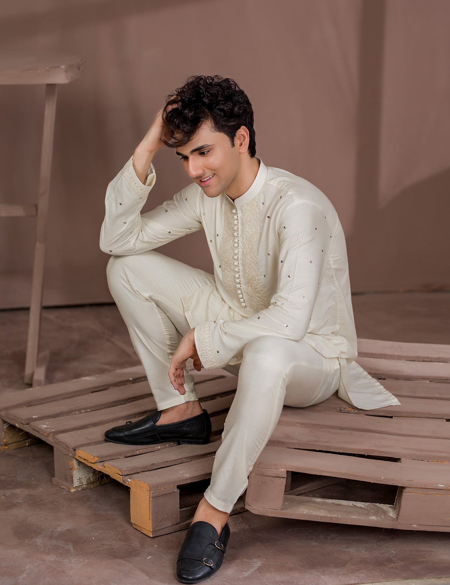 Off-White Embroidered Cotton Net Men’s Kurta (2-Piece) - Image 7